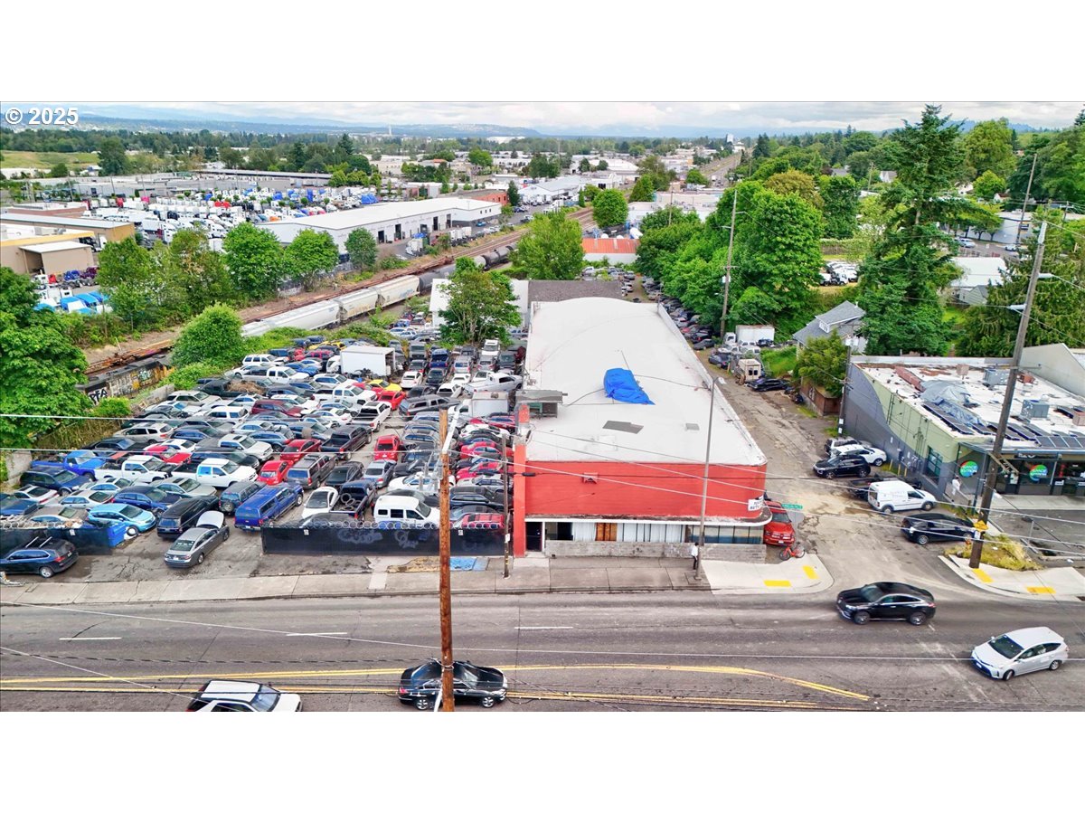 7606 NE M L KING JR BLVD, Portland