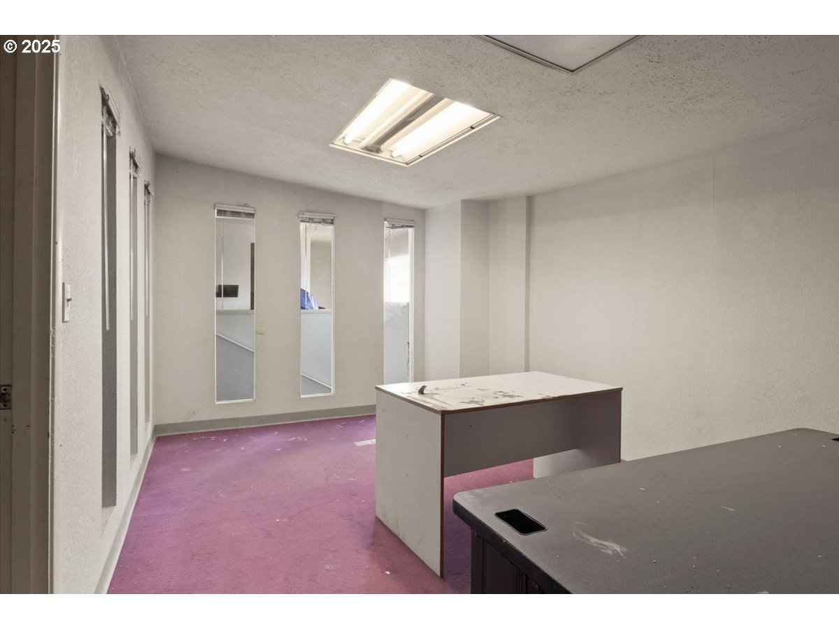 7606 NE M L KING JR BLVD, Portland