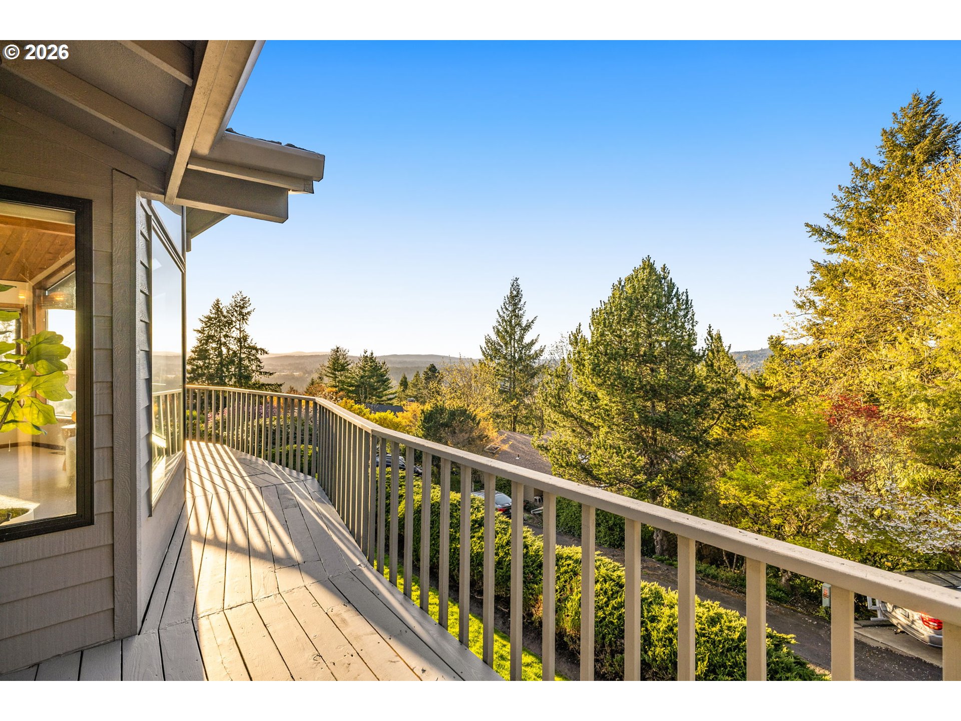 2369 PALISADES CREST DR