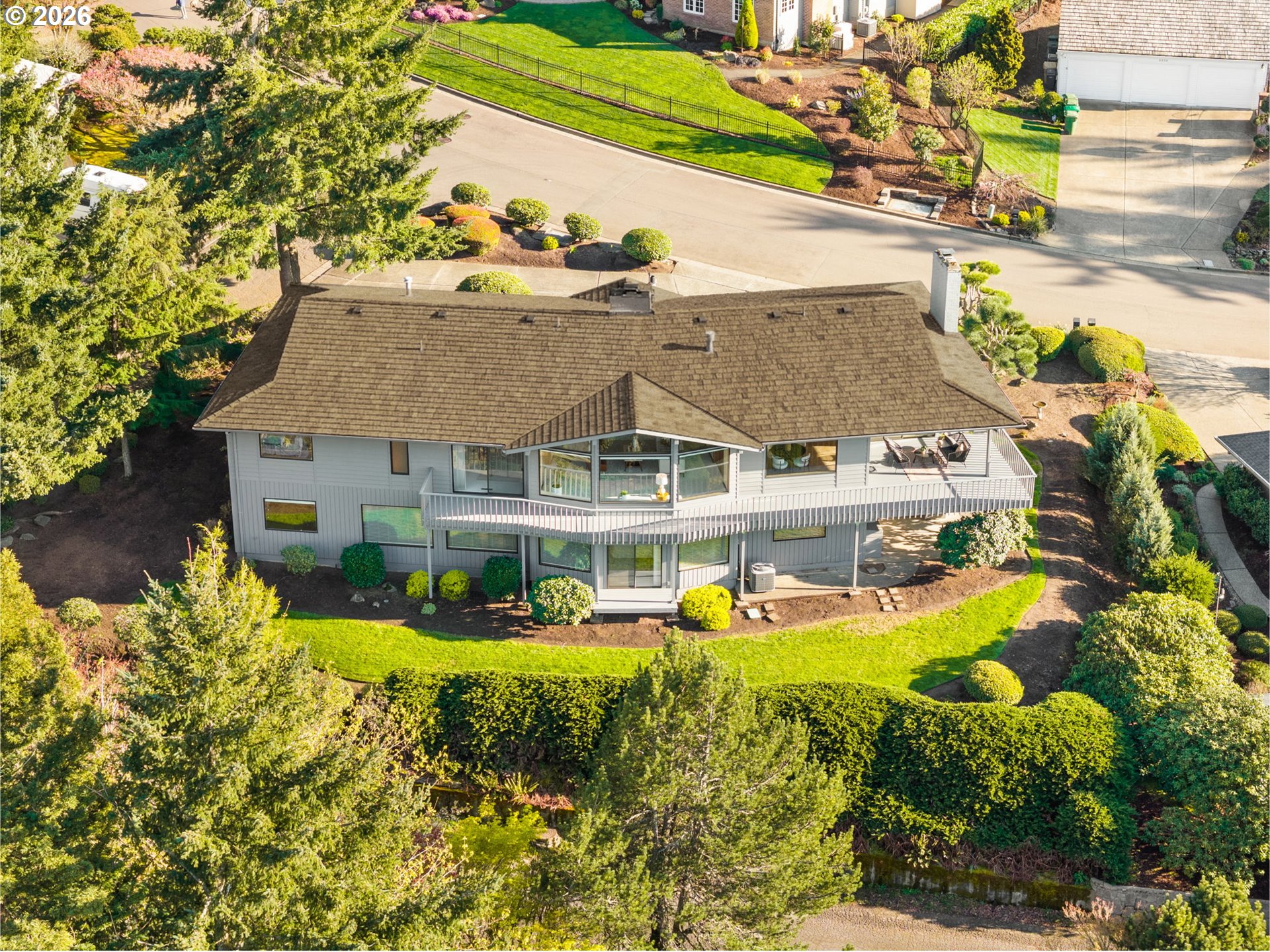 2369 PALISADES CREST DR