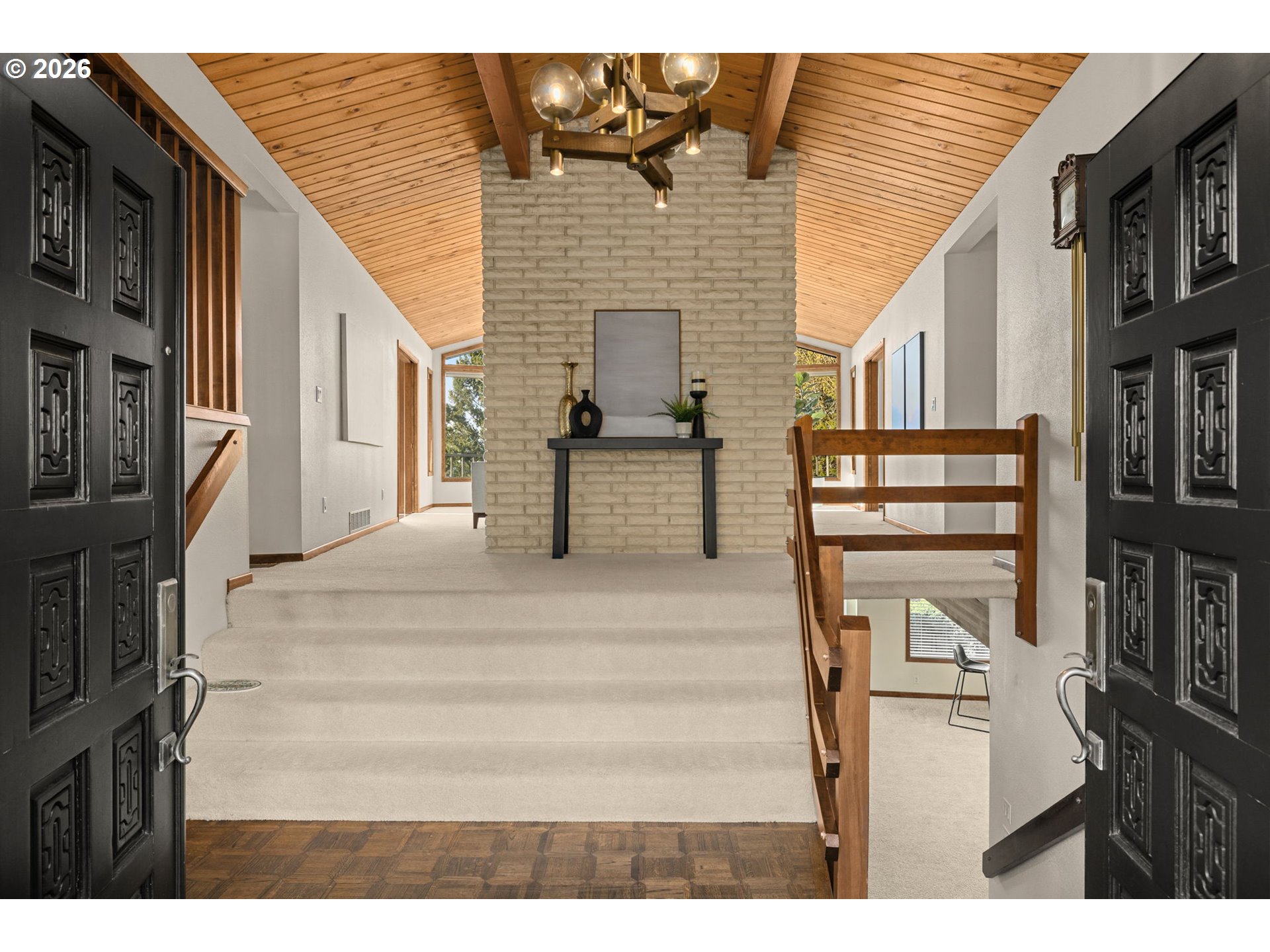 2369 PALISADES CREST DR