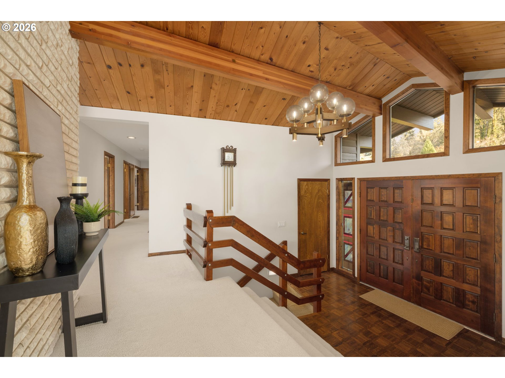 2369 PALISADES CREST DR