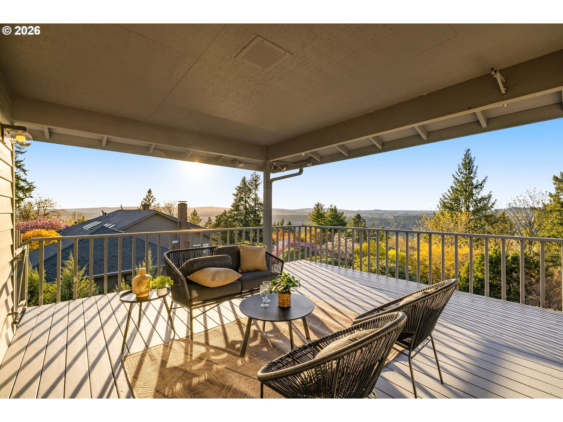 2369 PALISADES CREST DR