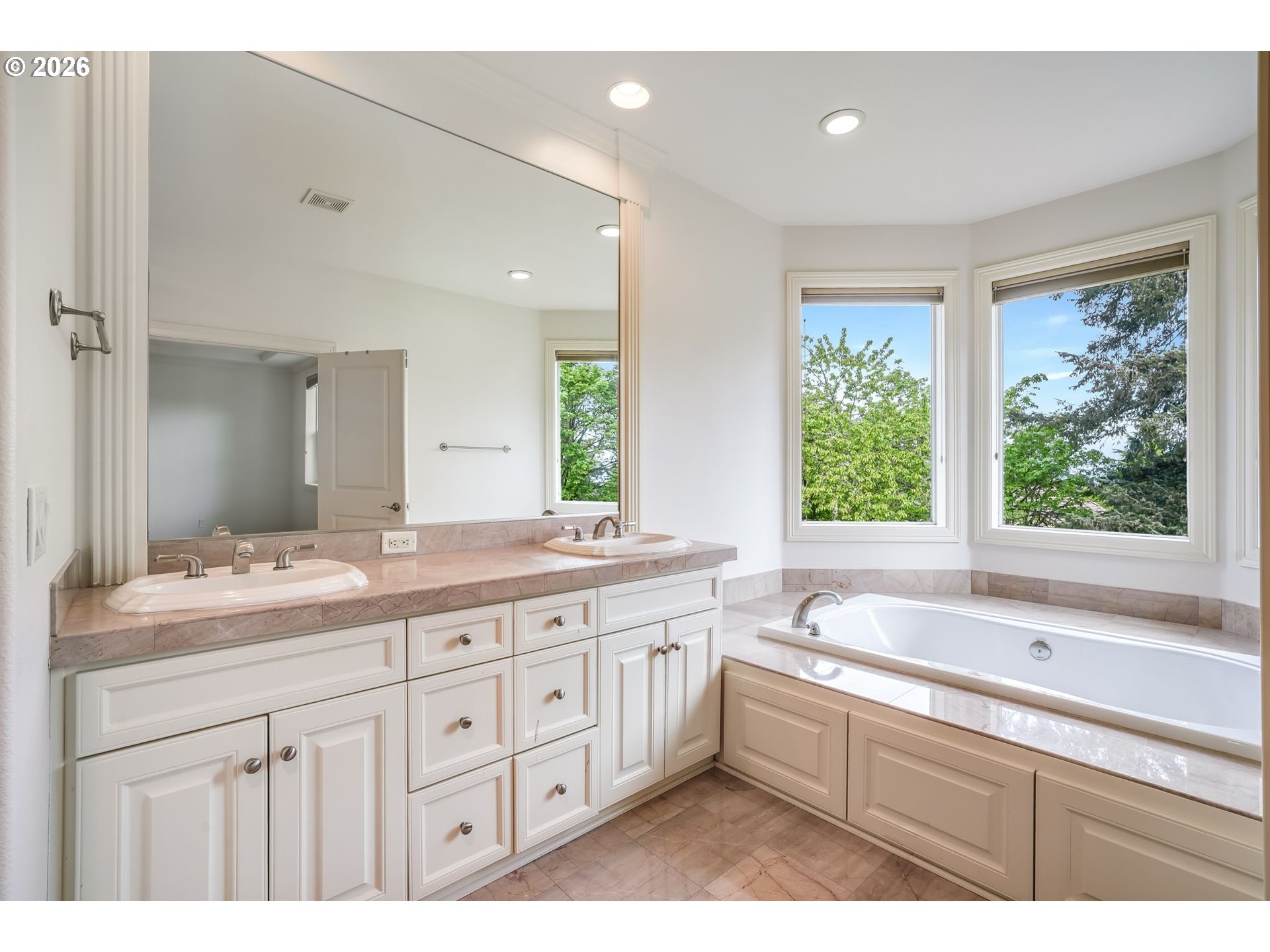 17273 SW SOREN CT