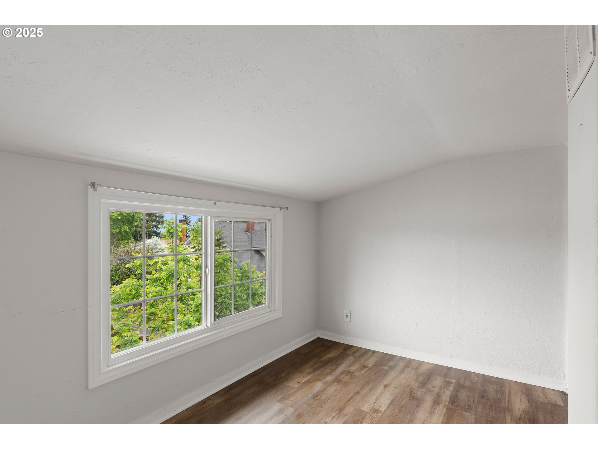 705 JACKSON ST, Oregon City