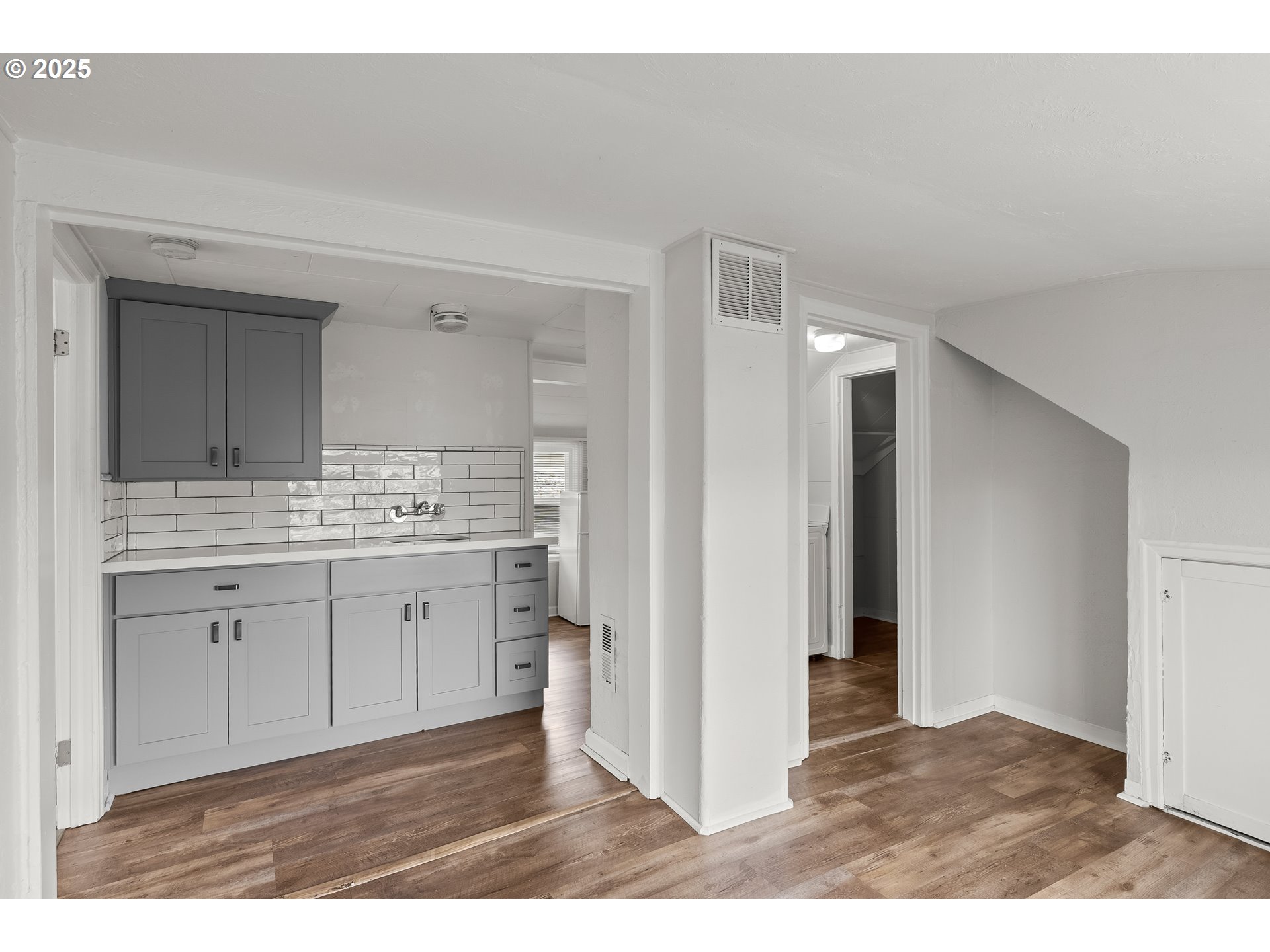 705 JACKSON ST, Oregon City