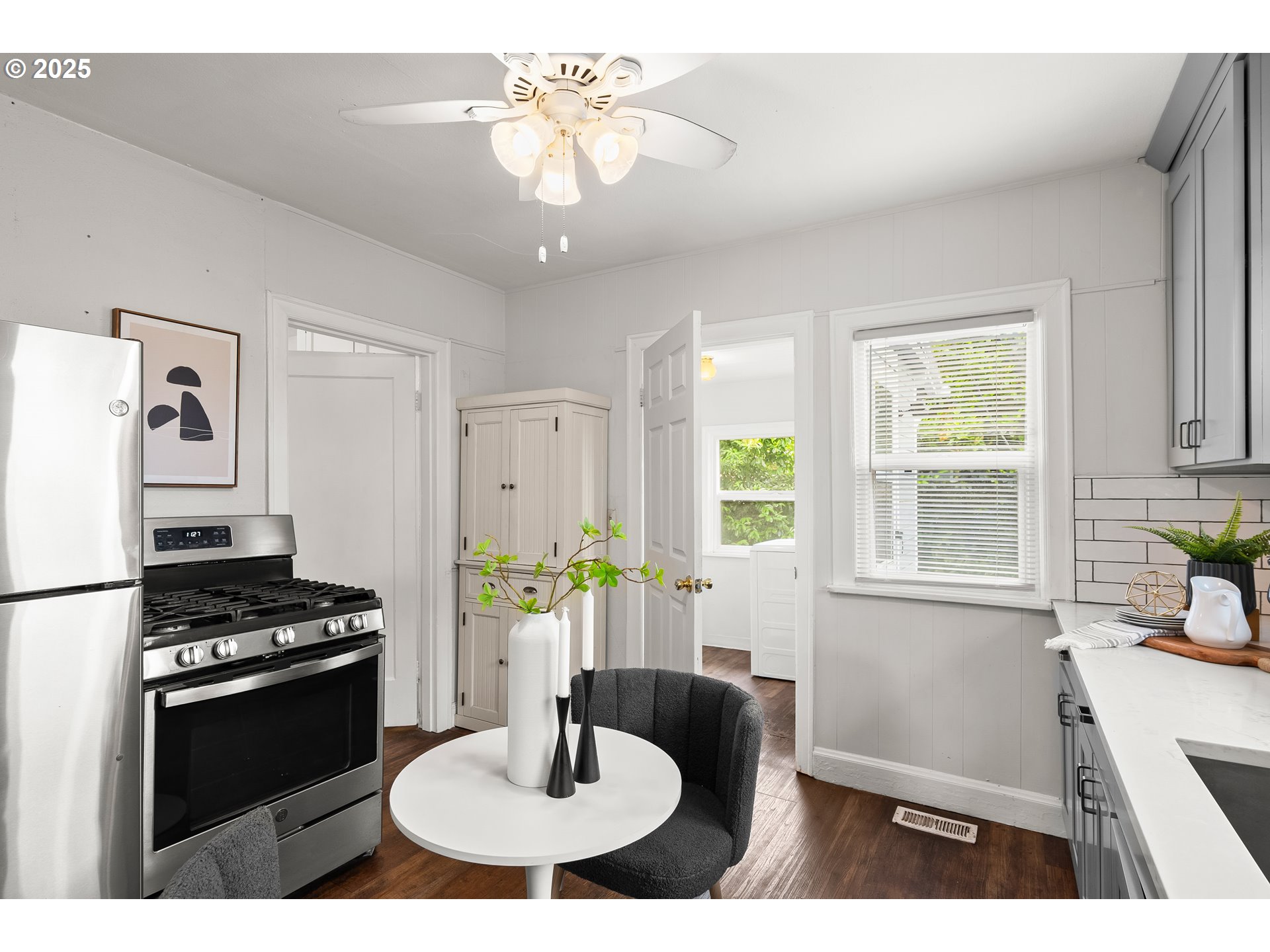 705 JACKSON ST, Oregon City