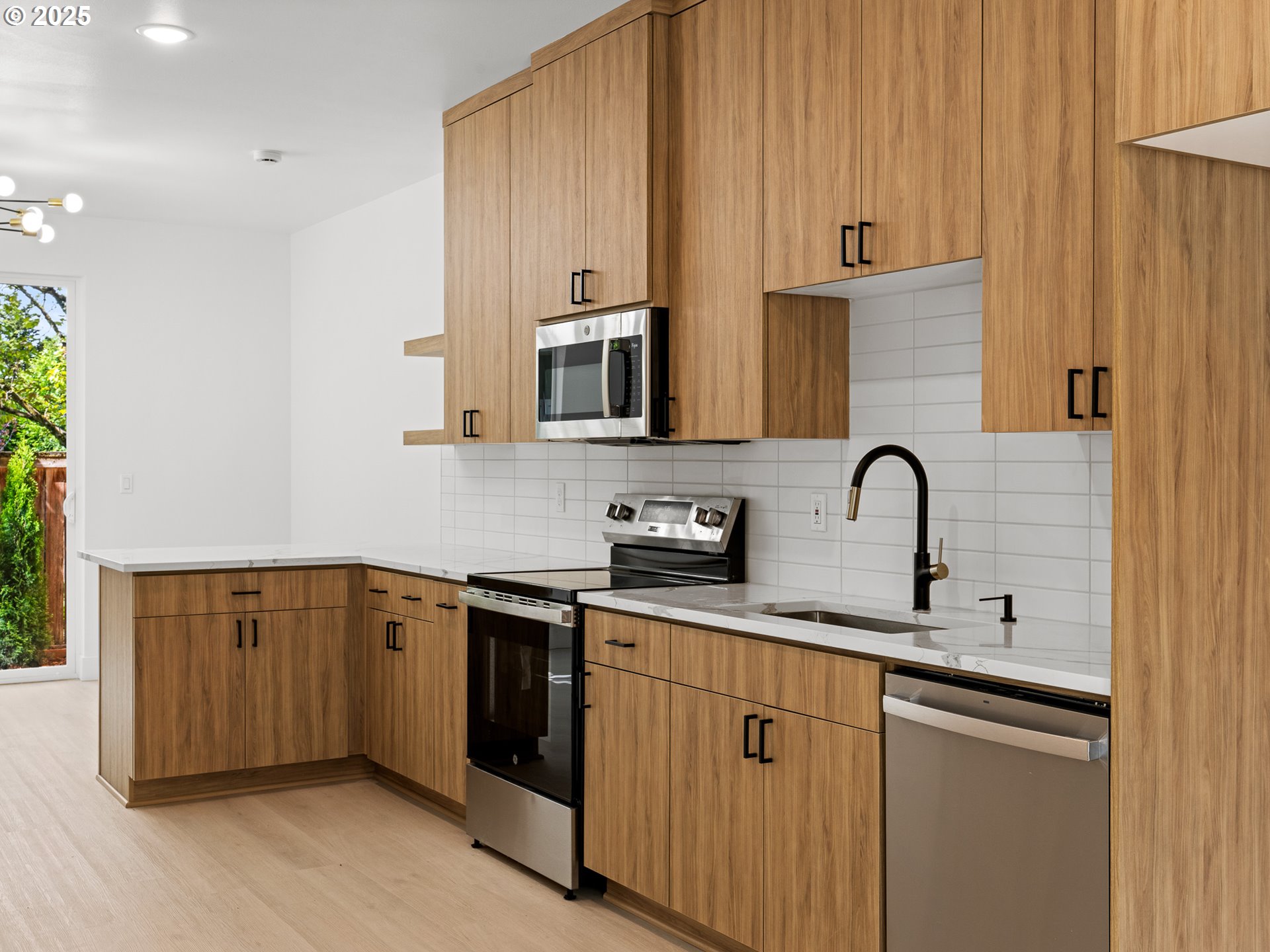 4960 SE Caruthers ST 6, Portland Unit: 6