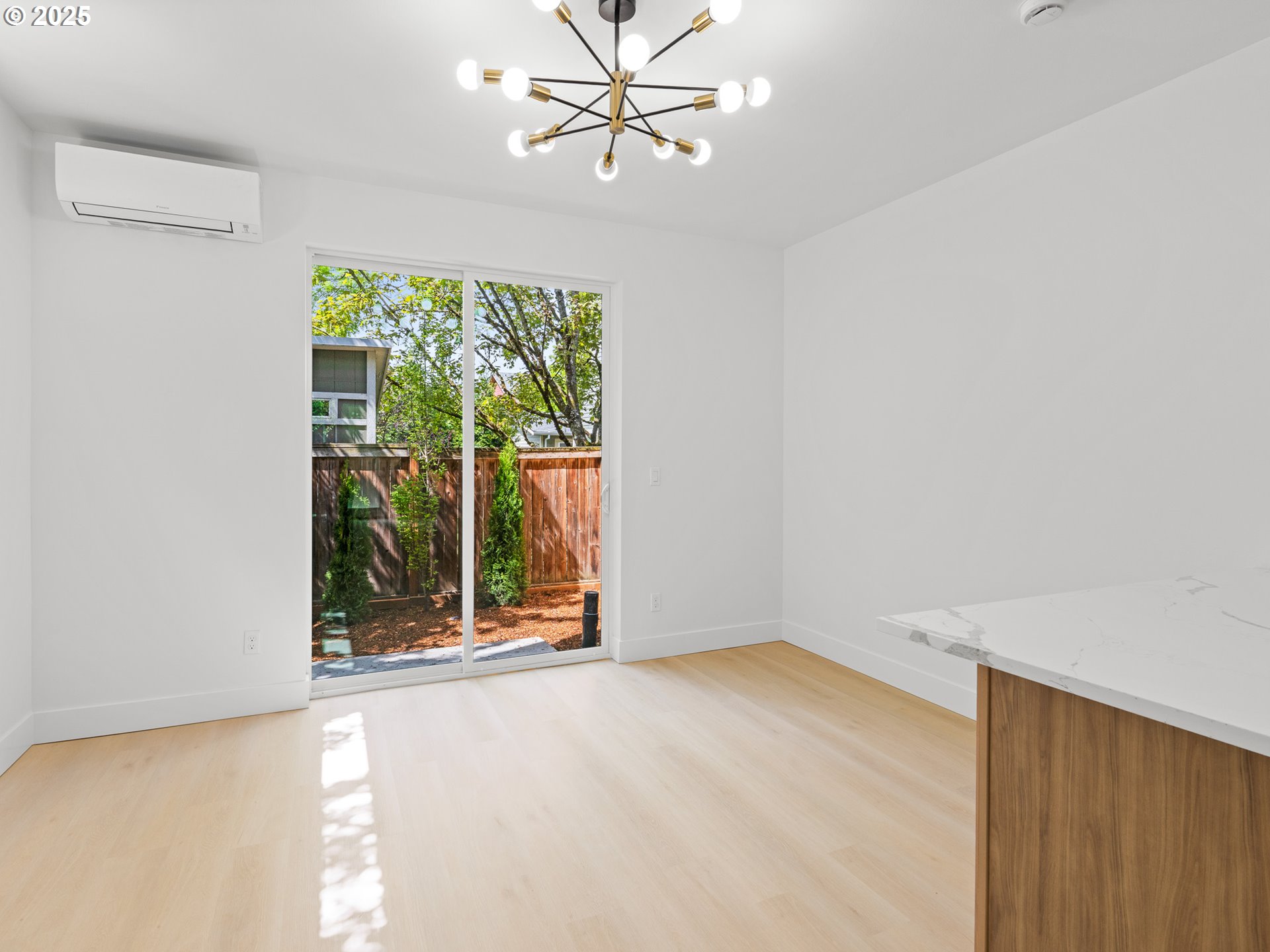 4960 SE Caruthers ST 6, Portland Unit: 6