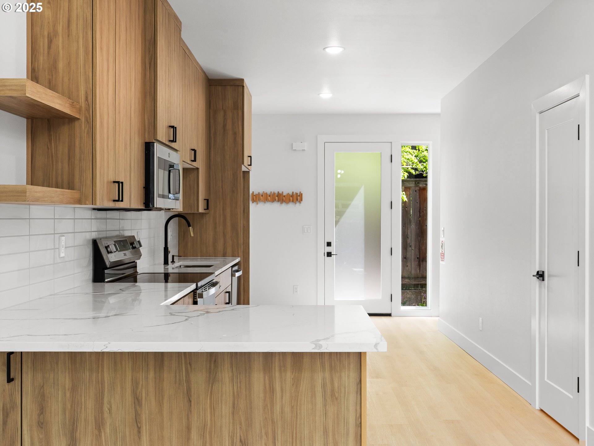 4960 SE Caruthers ST 6, Portland Unit: 6