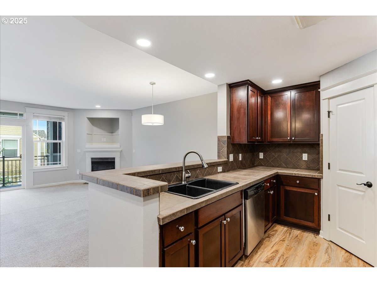 3630 SUMMERLINN DR 47