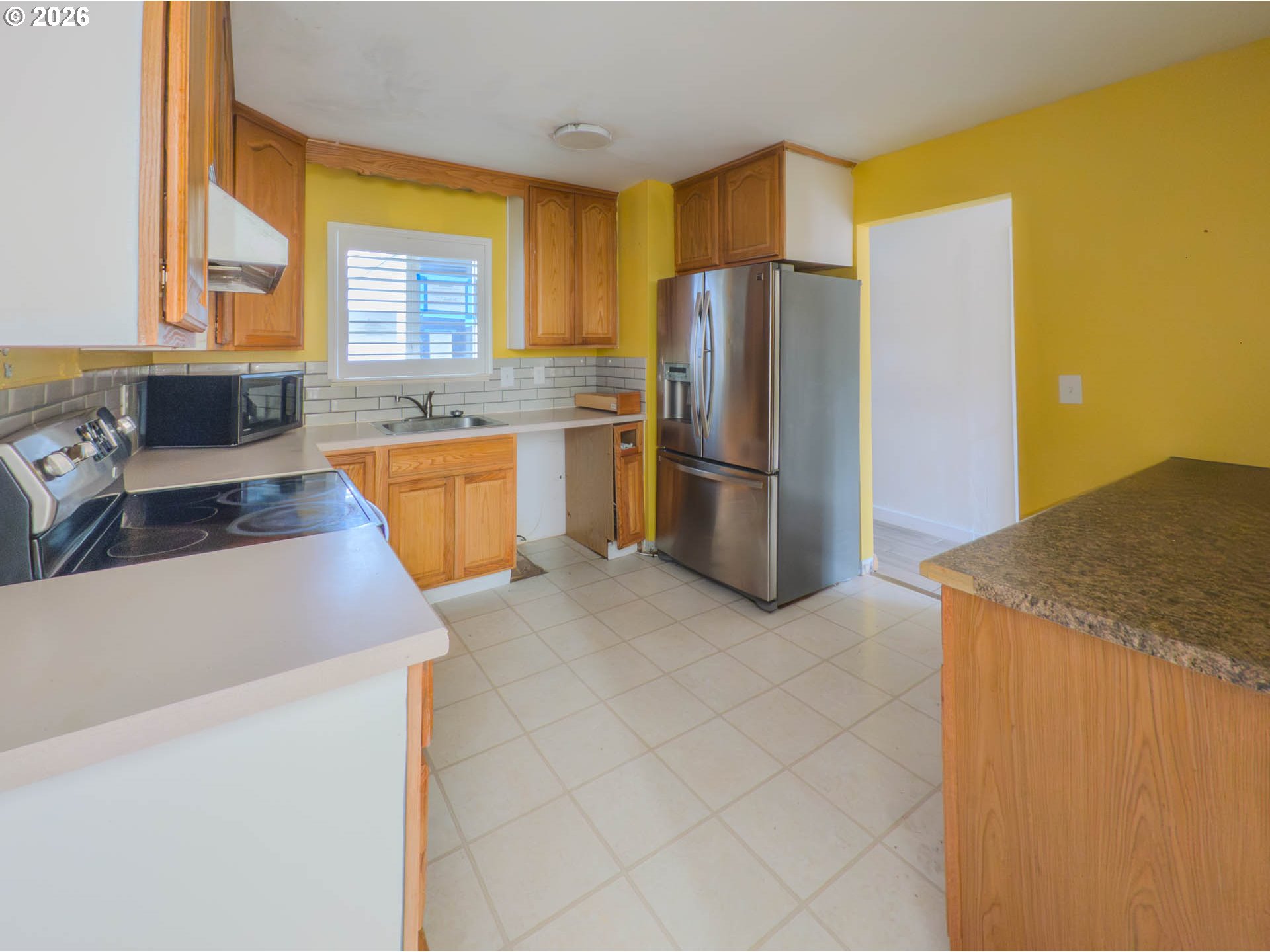 17610 NW ROLLING HILL LN