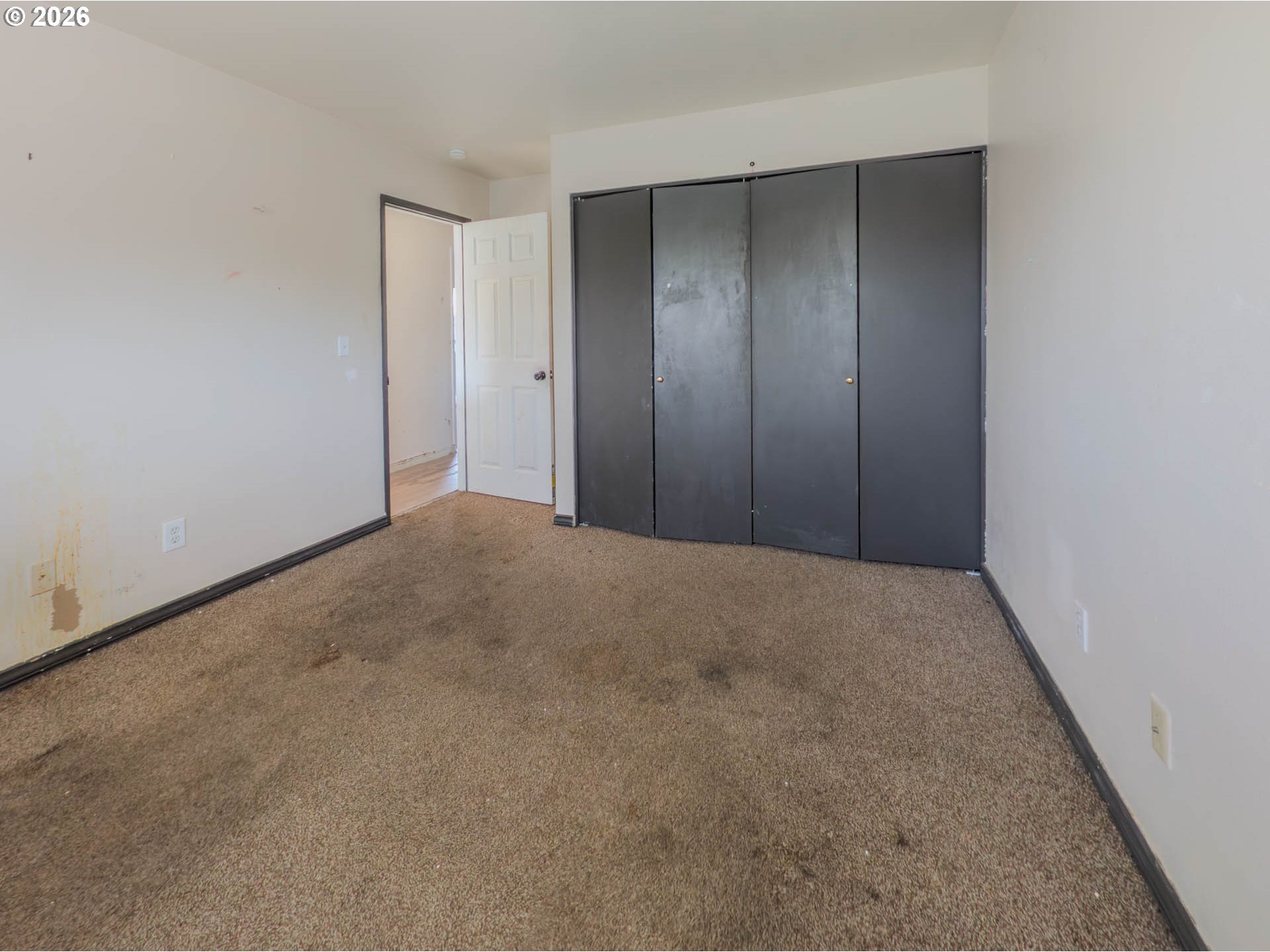 17610 NW ROLLING HILL LN