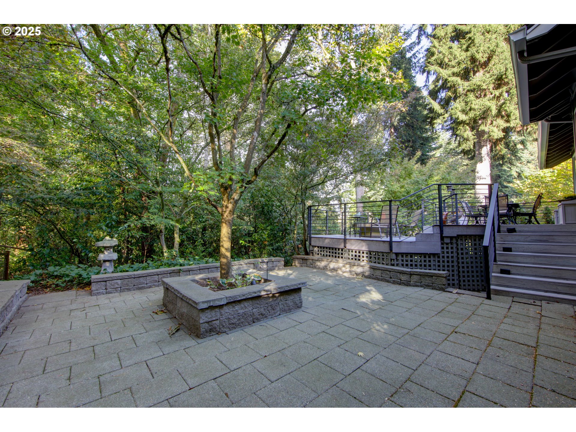 16845 SW CAMBRIDGE DR