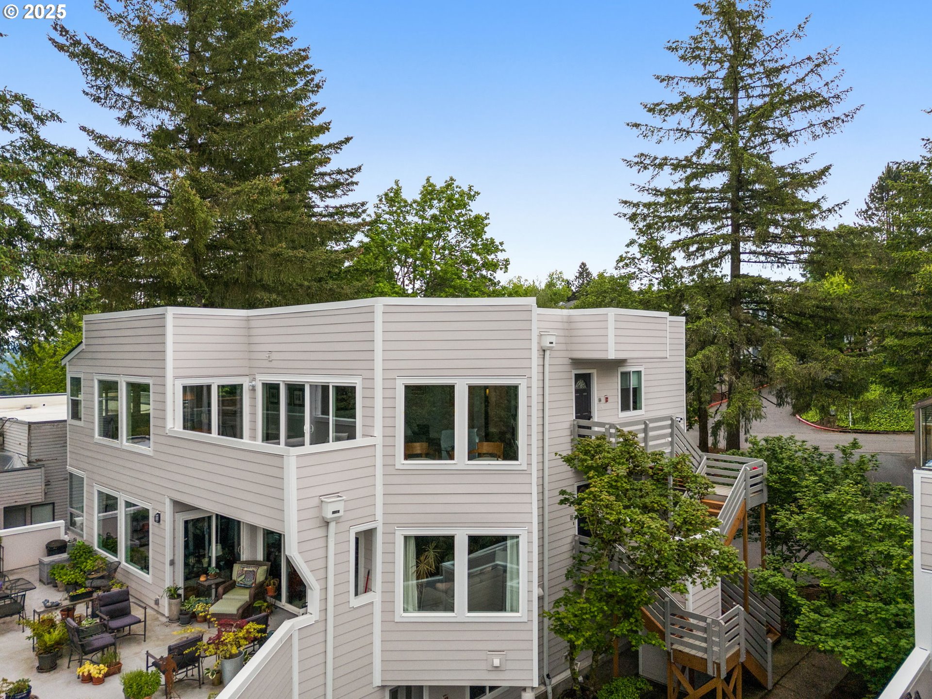 48 EAGLE CREST DR 4A