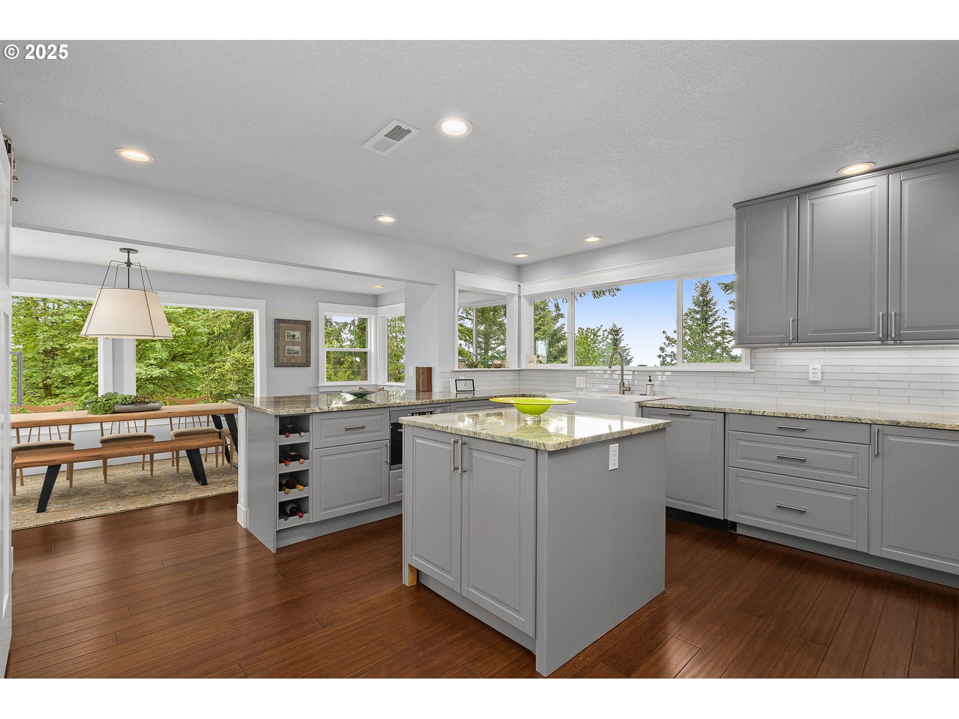 48 EAGLE CREST DR 4A