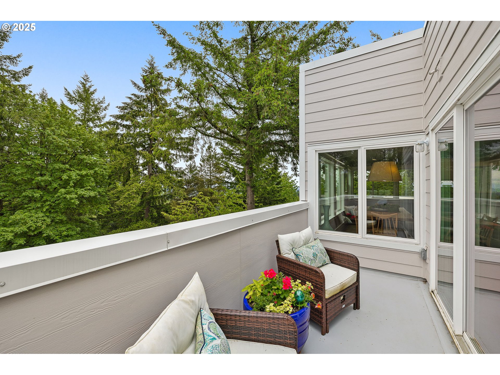 48 EAGLE CREST DR 4A