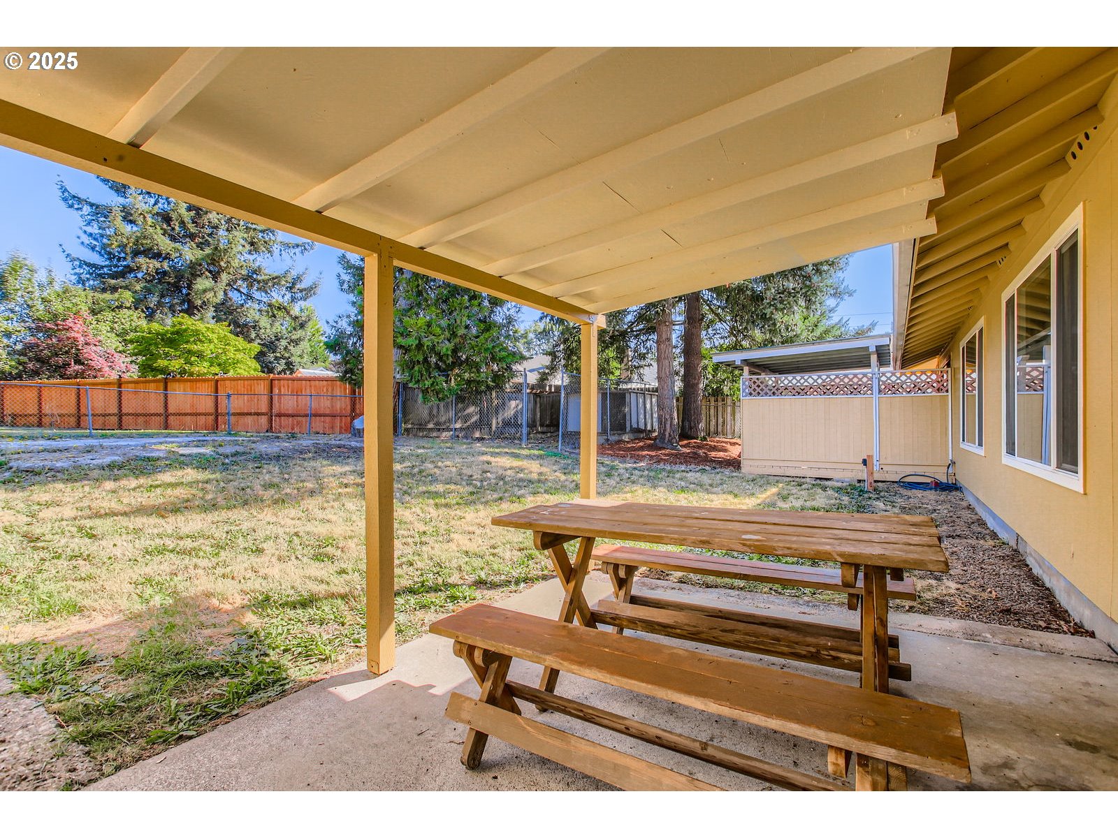 16305 SE STERLING CIR