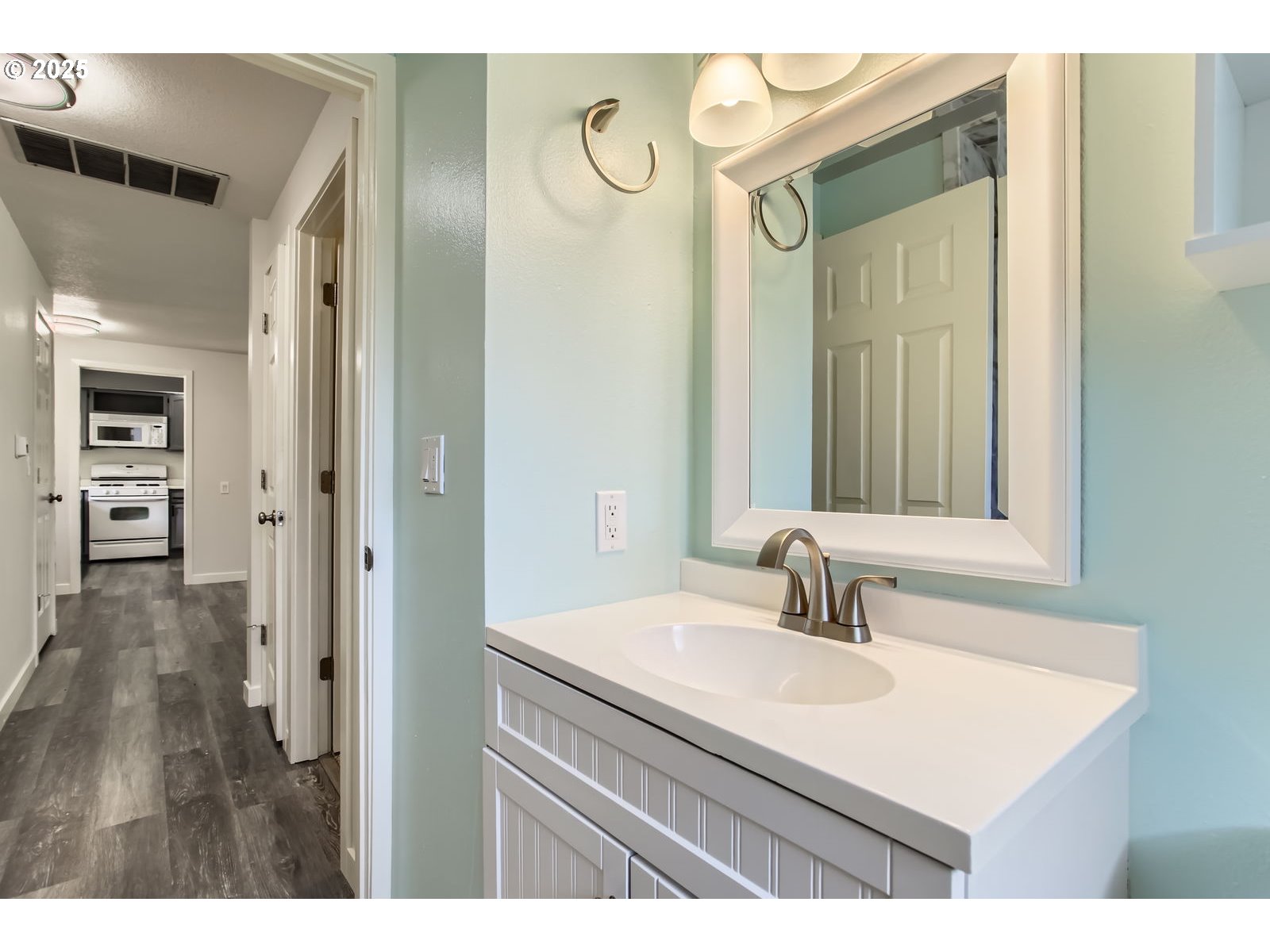 16305 SE STERLING CIR