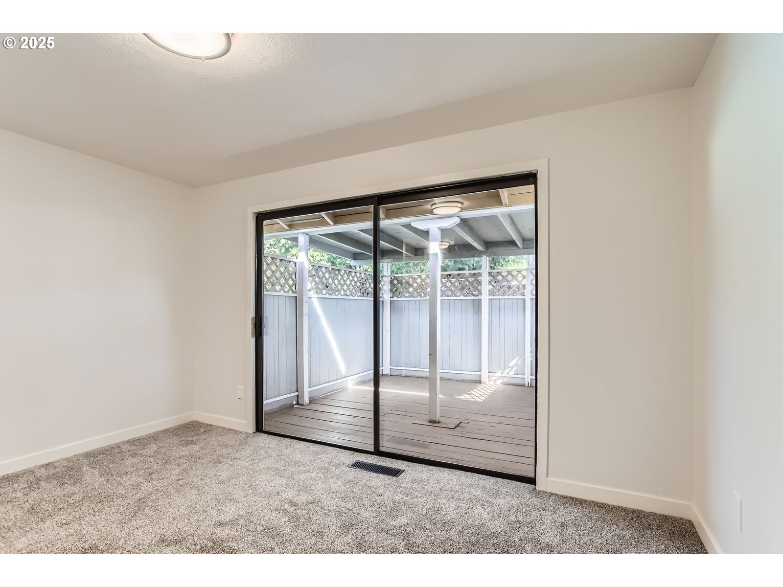 16305 SE STERLING CIR