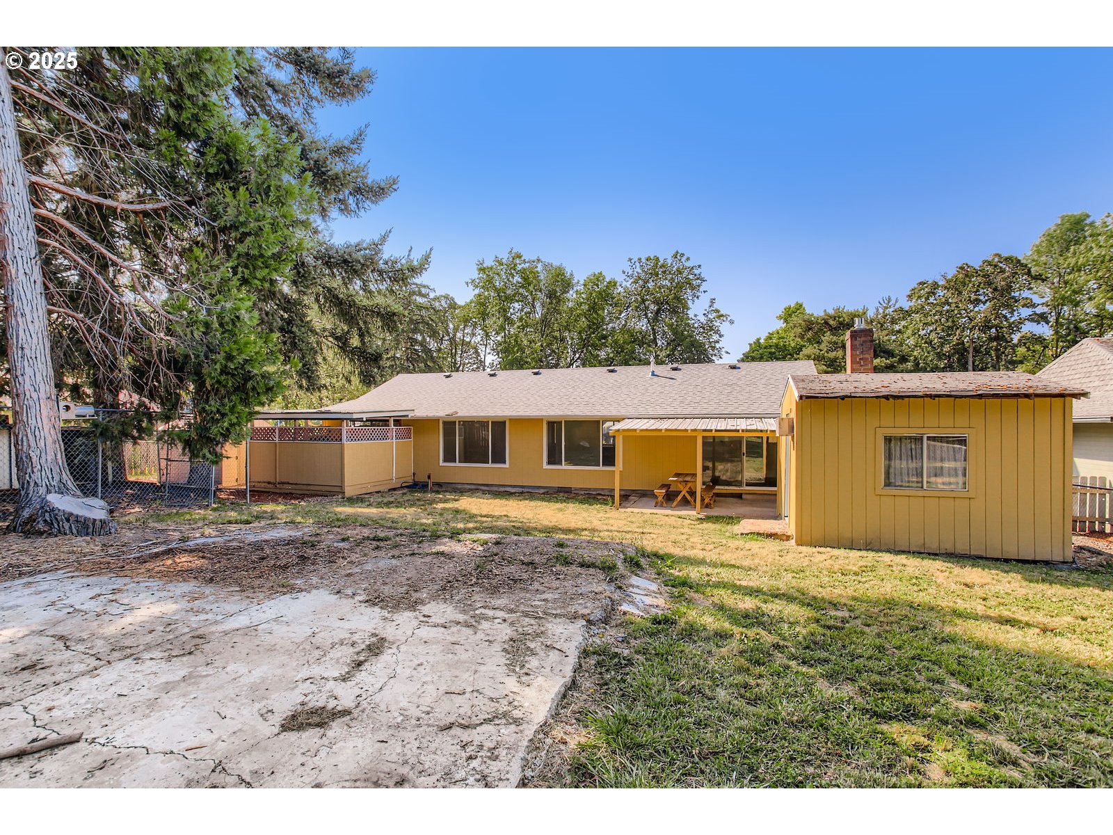 16305 SE STERLING CIR