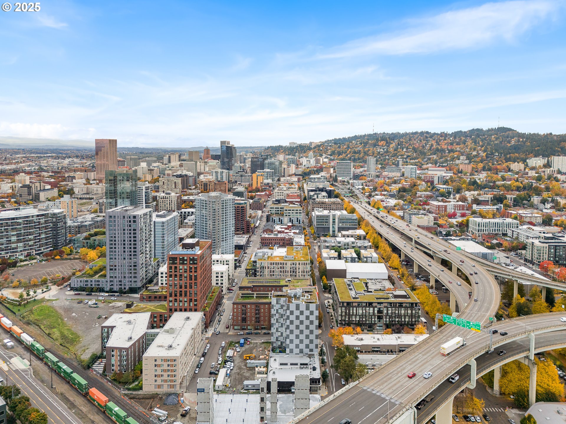 1830 NW RIVERSCAPE ST