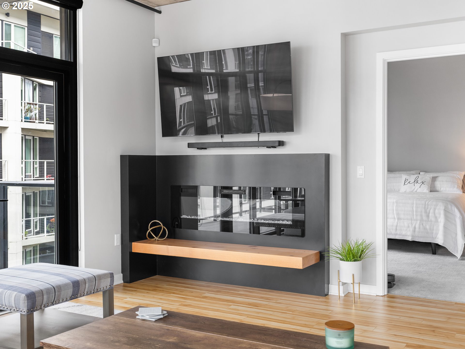 1830 NW RIVERSCAPE ST