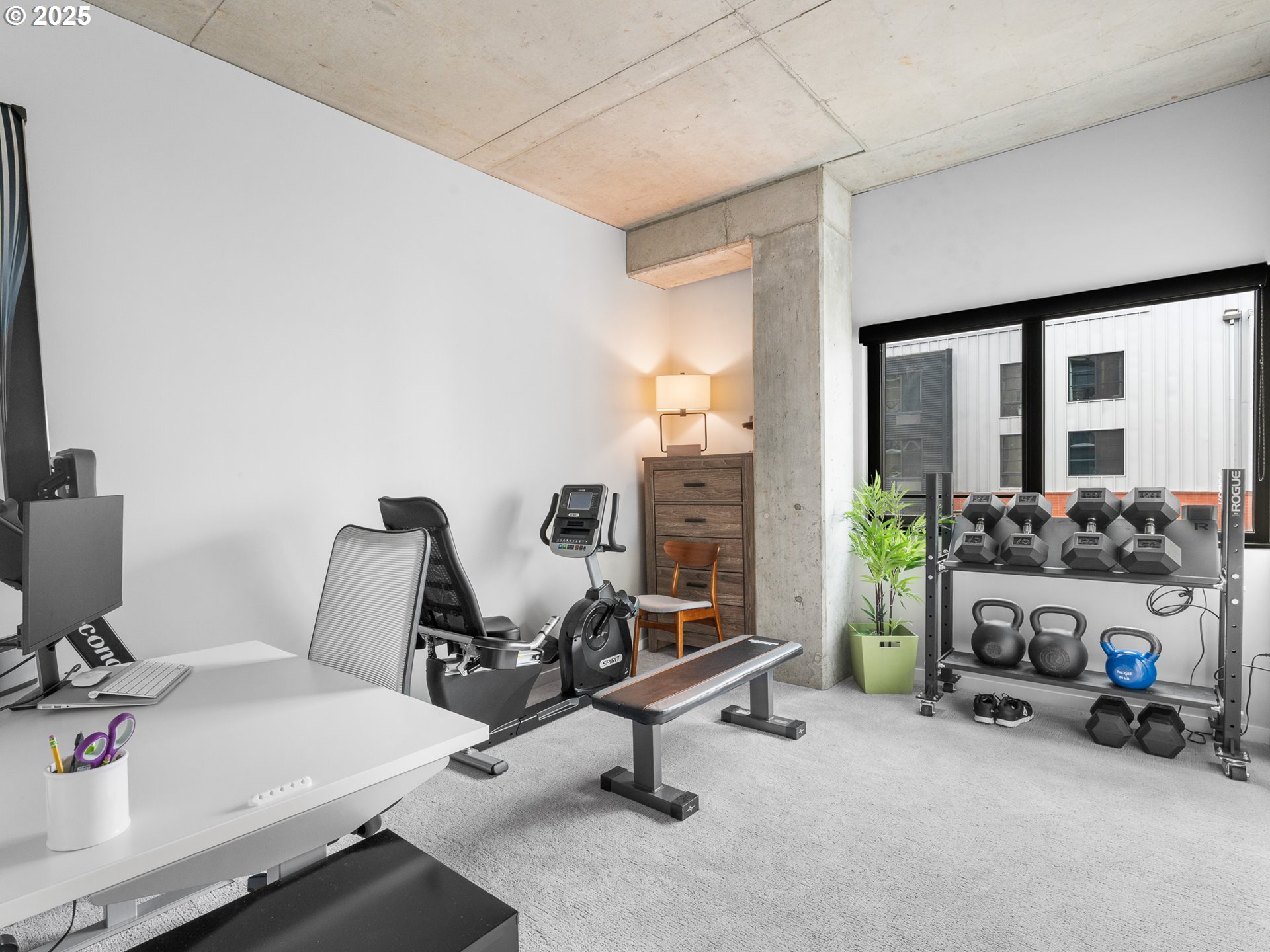 1830 NW RIVERSCAPE ST