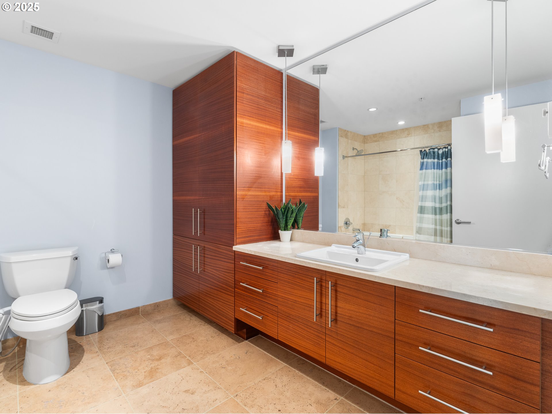 1830 NW RIVERSCAPE ST