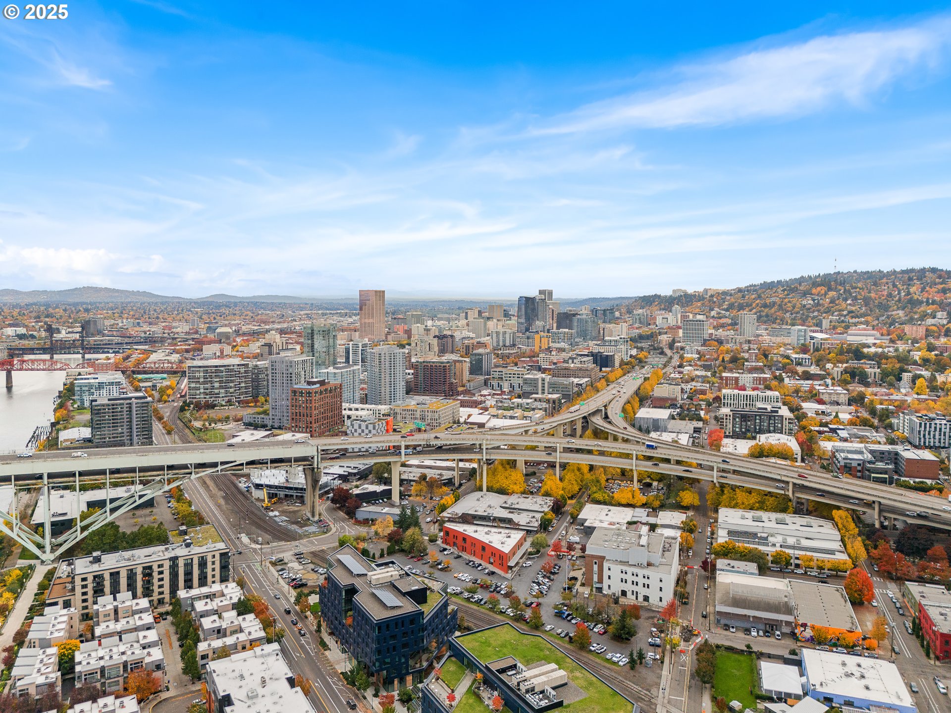 1830 NW RIVERSCAPE ST