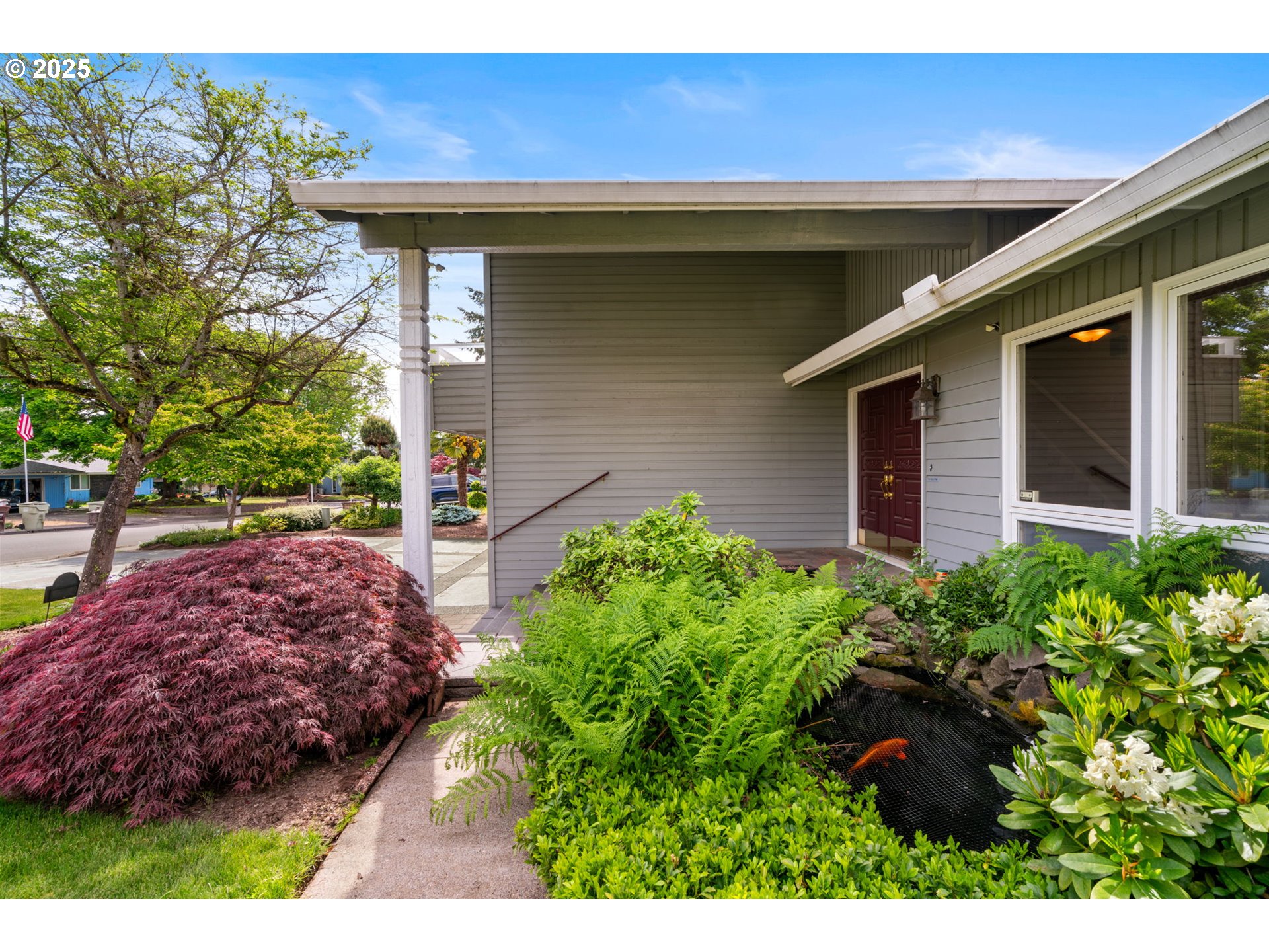 4415 NW NESKOWIN AVE