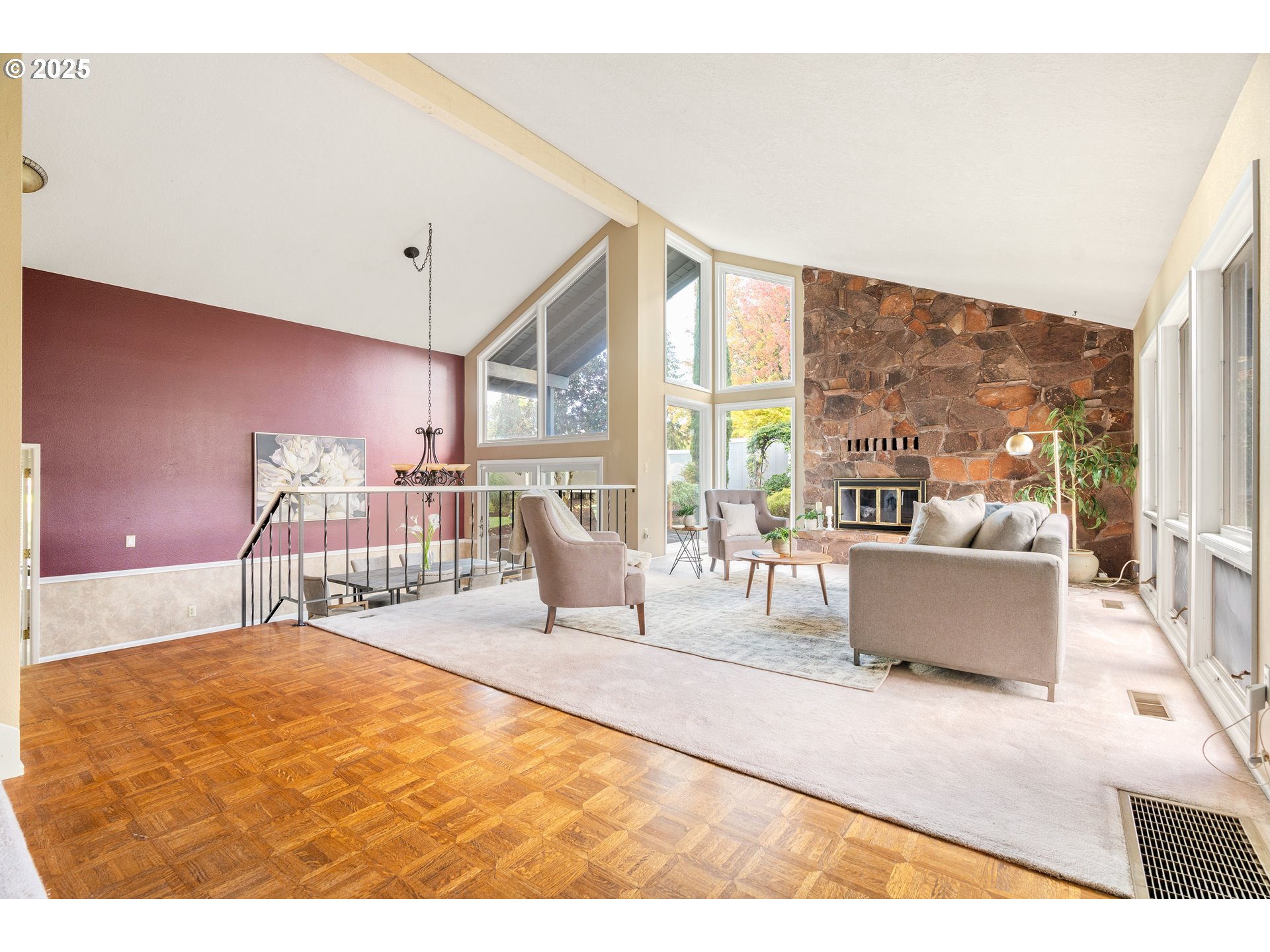 4415 NW NESKOWIN AVE