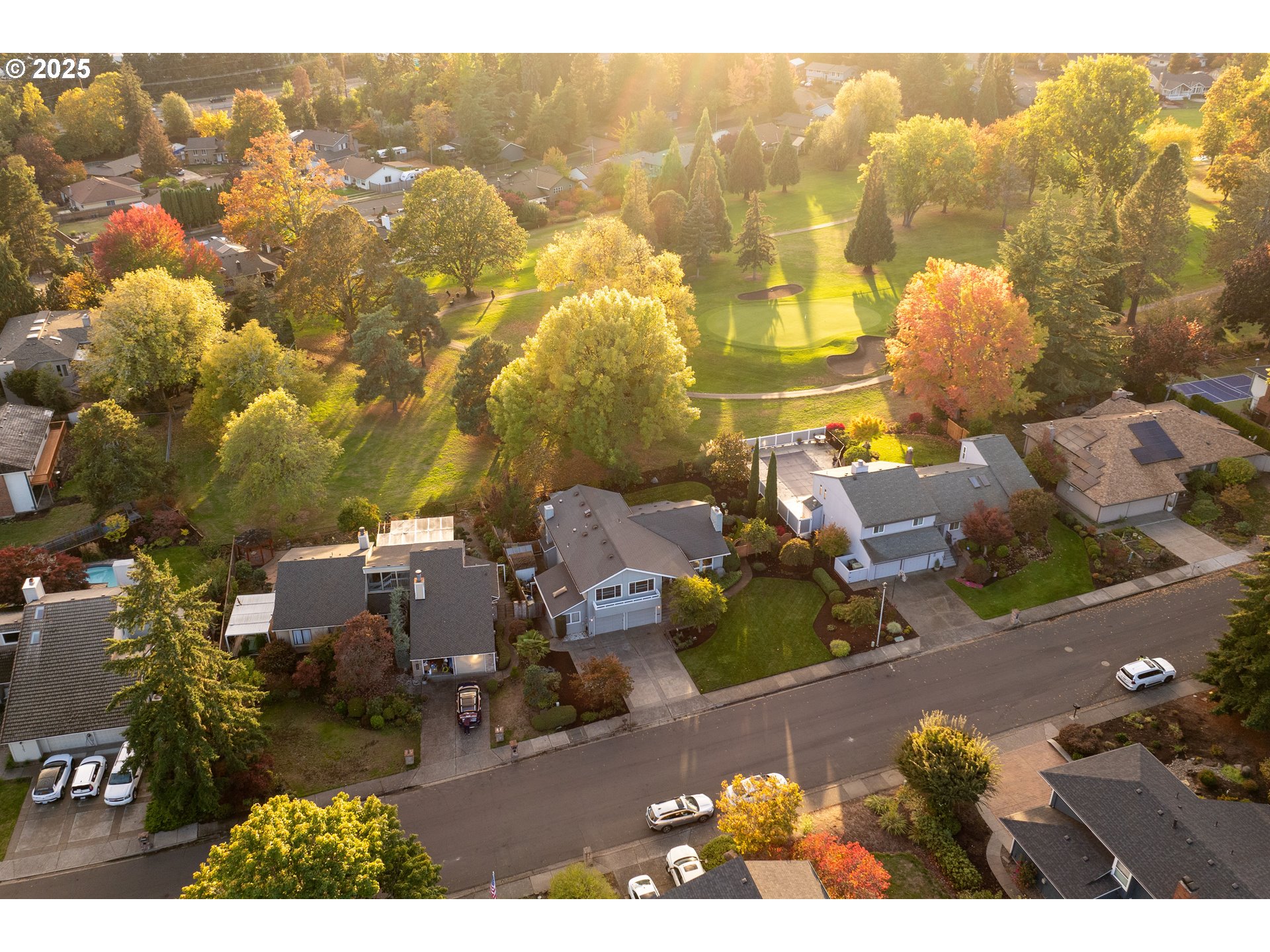 4415 NW NESKOWIN AVE