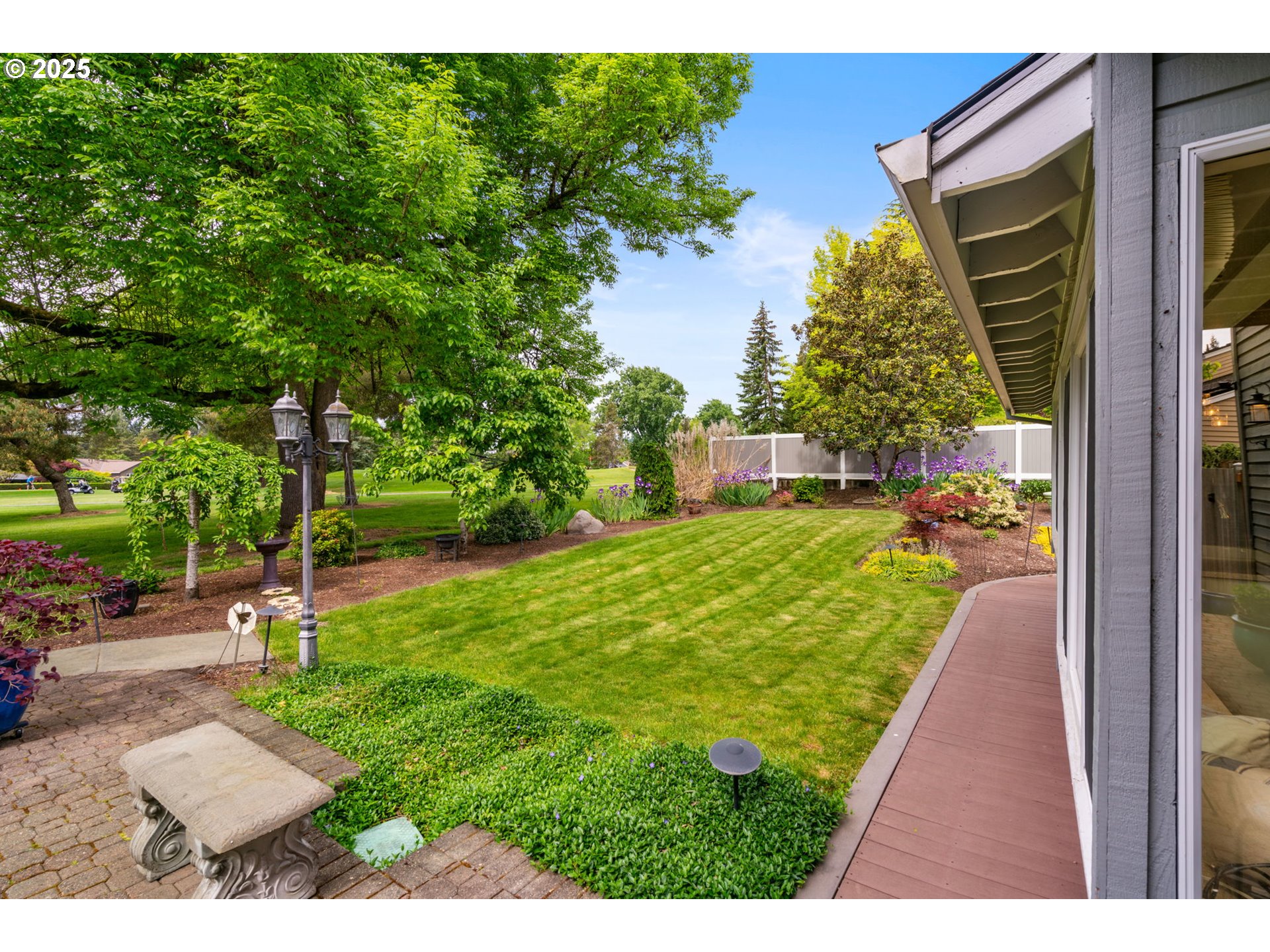 4415 NW NESKOWIN AVE