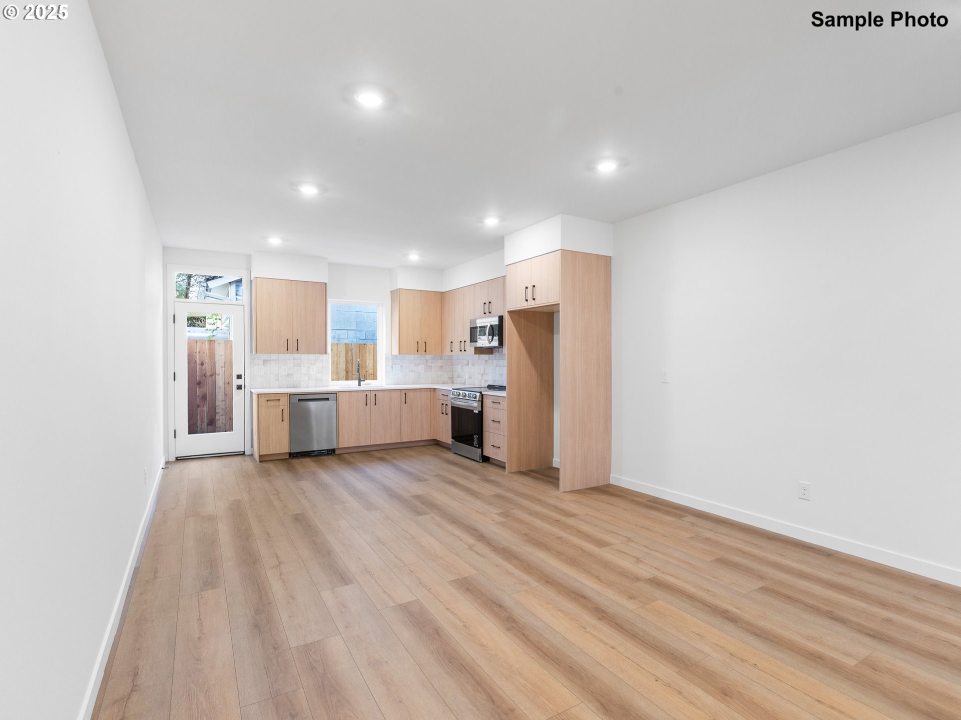 3839 N Willis BLVD 2, Portland Unit: 2