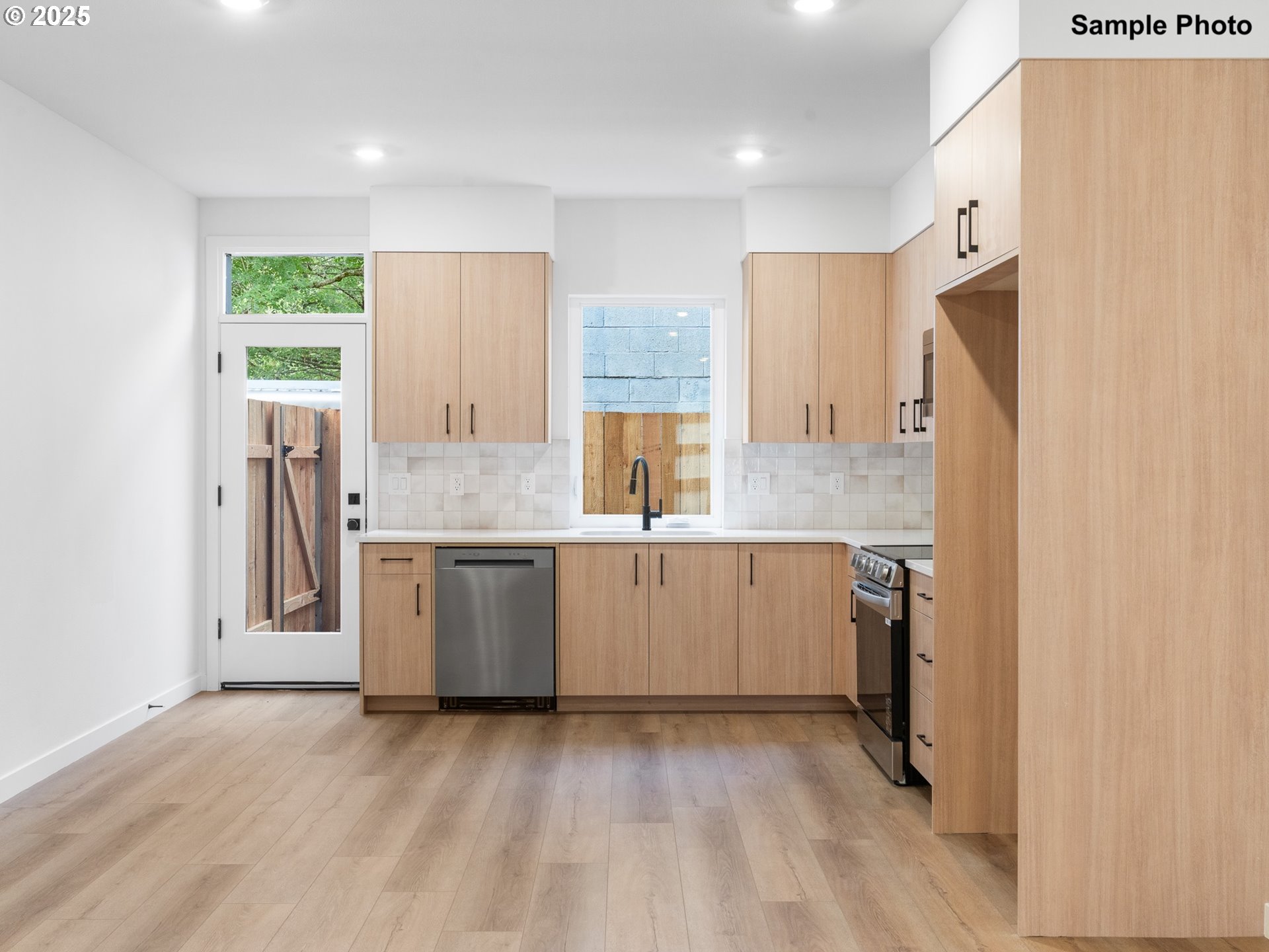 3839 N Willis BLVD 2, Portland Unit: 2