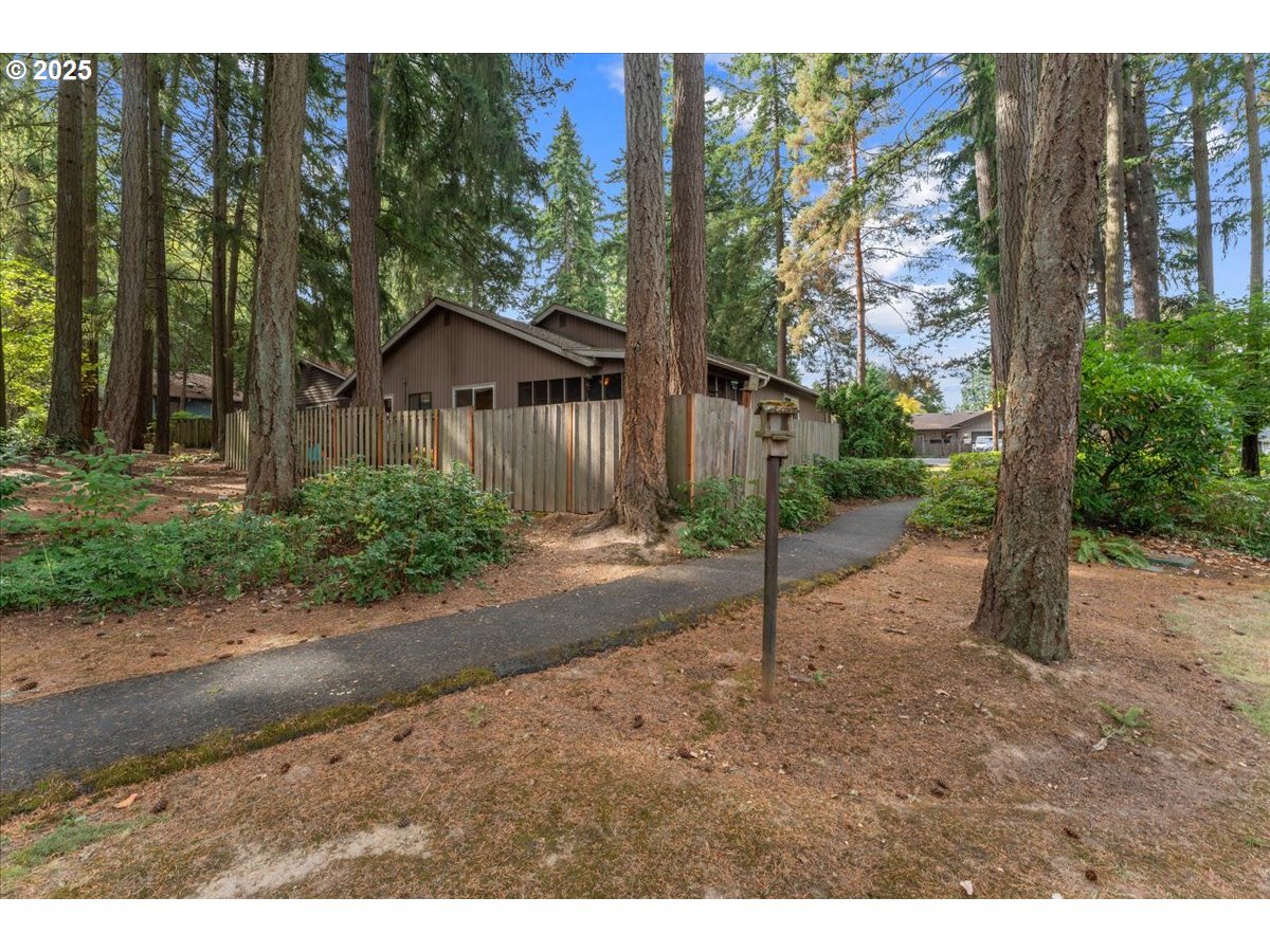 7240 SW 28TH CT, Beaverton