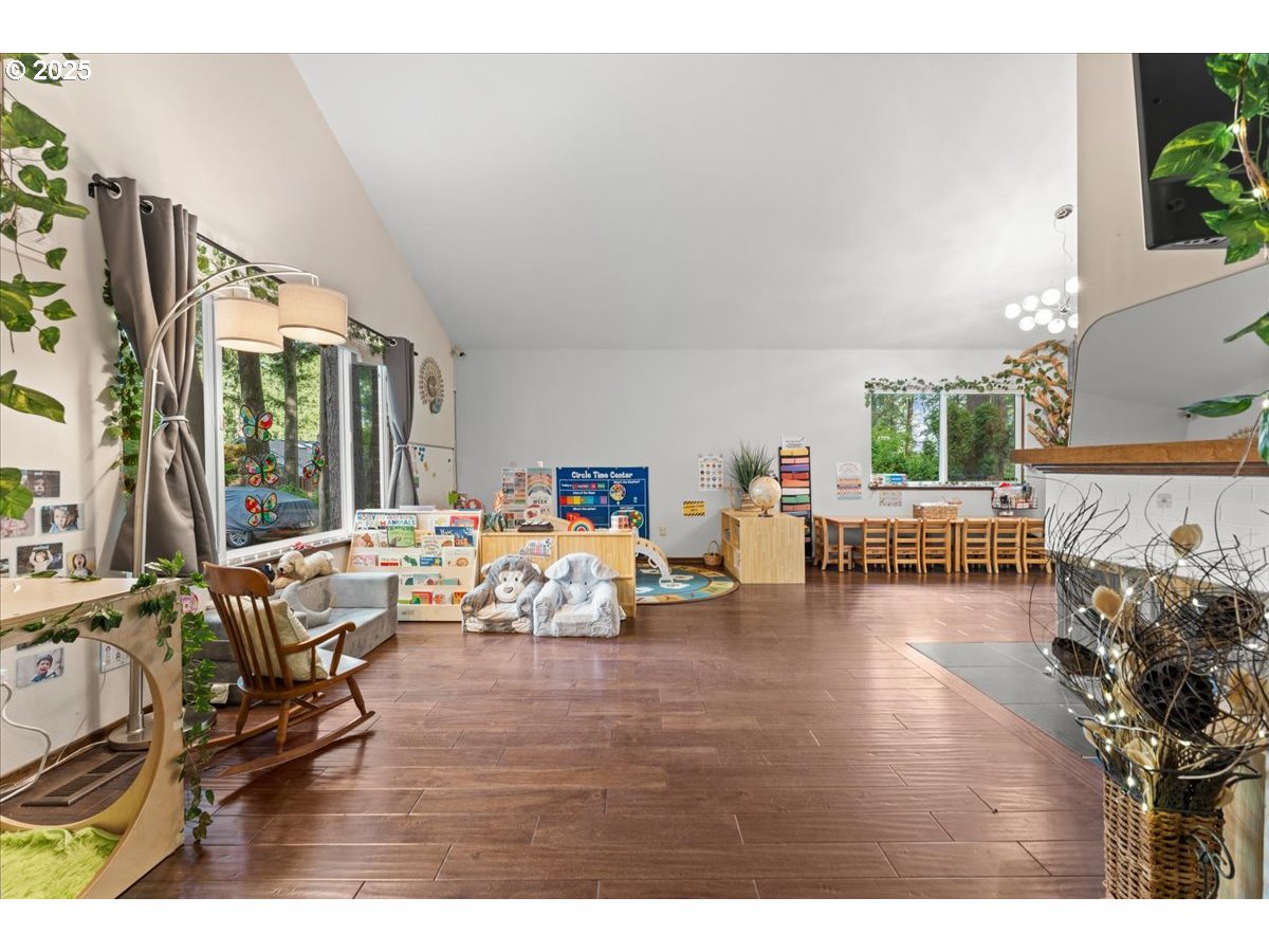 7240 SW 28TH CT, Beaverton