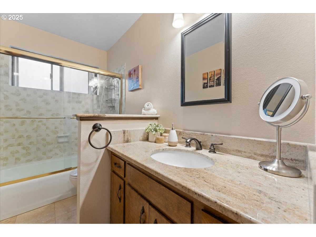 7240 SW 28TH CT, Beaverton