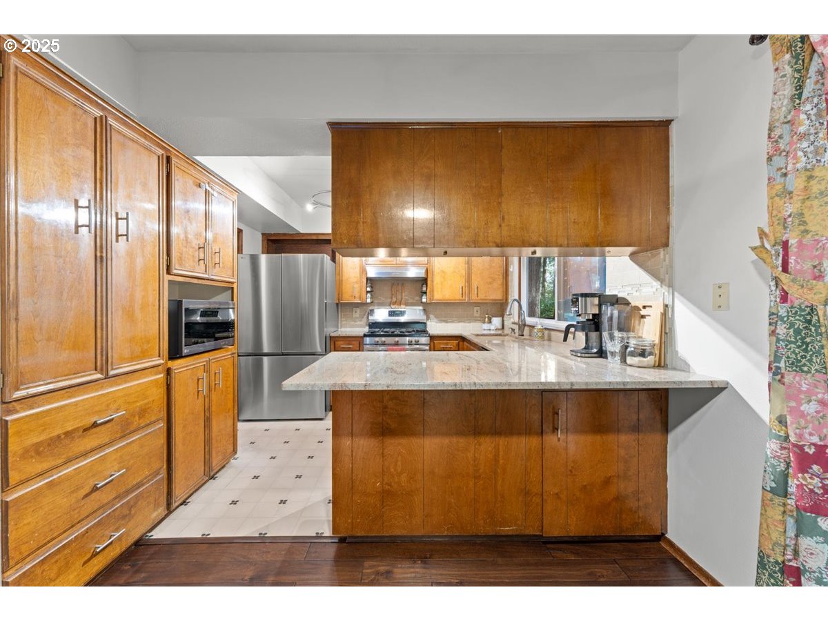 7240 SW 28TH CT, Beaverton