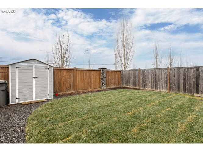 2097 NW WOODLAND DR, McMinnville