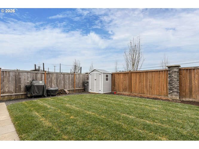 2097 NW WOODLAND DR, McMinnville