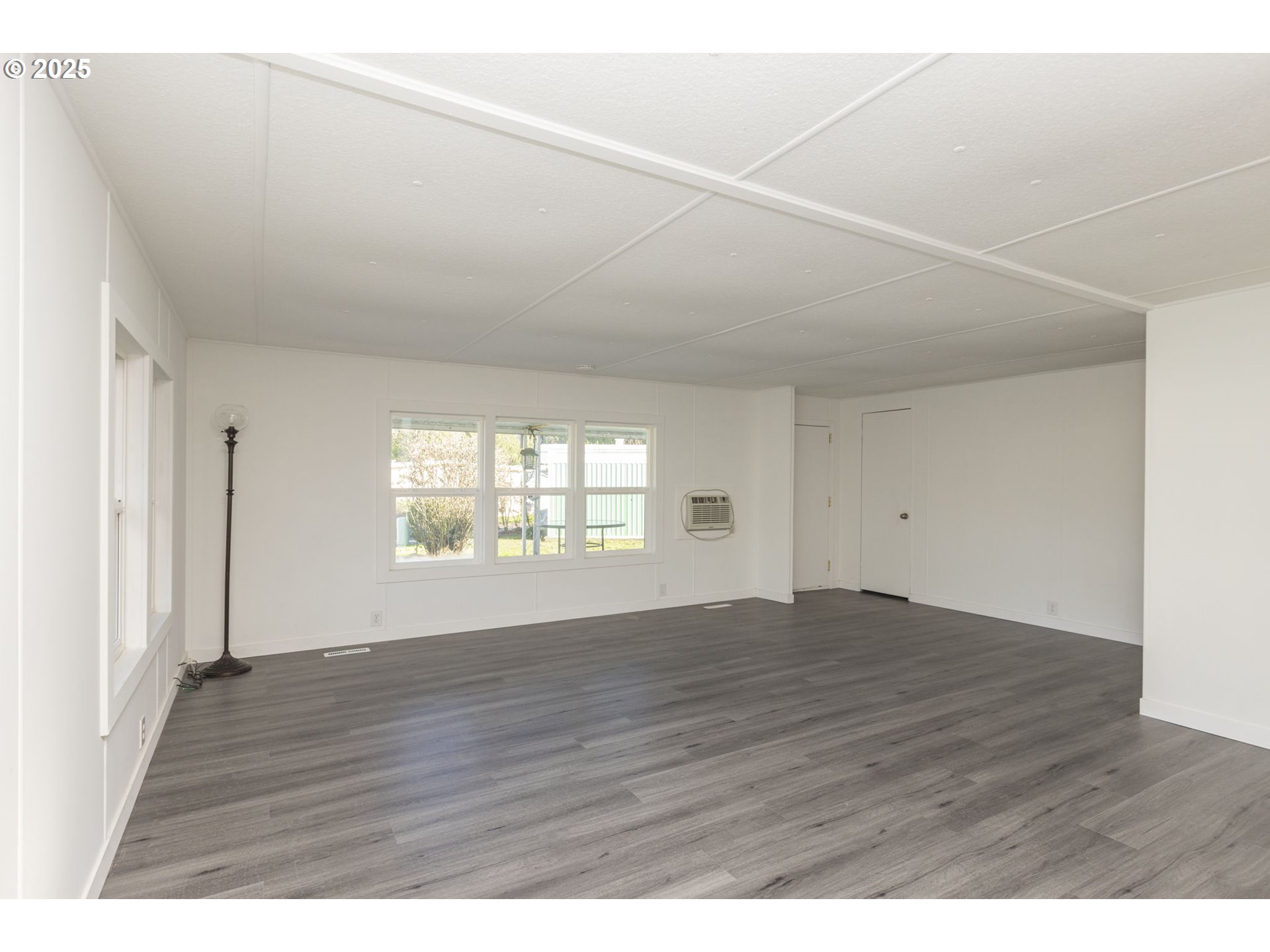 11624 SW ROYAL VILLA DR