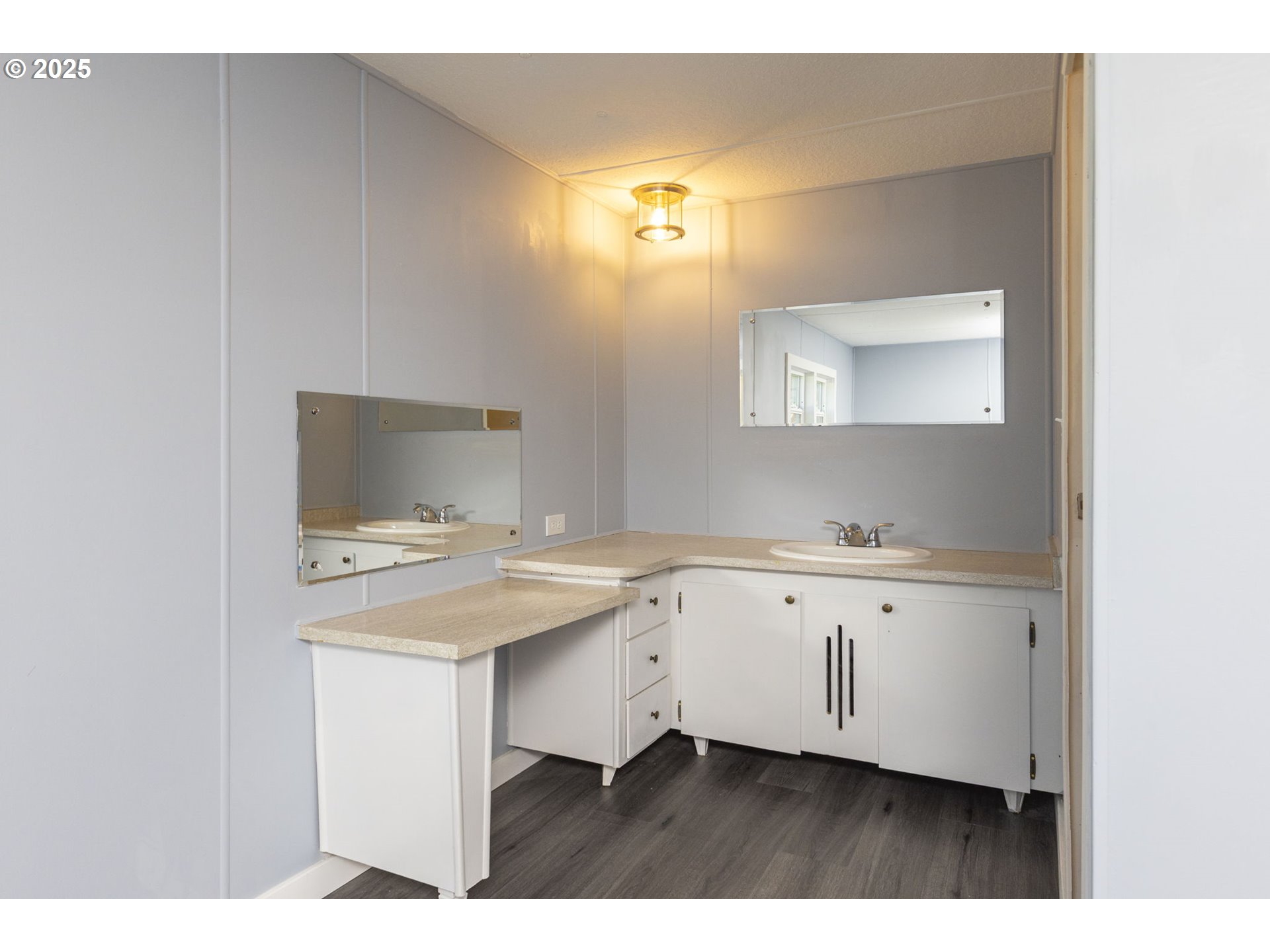 11624 SW ROYAL VILLA DR