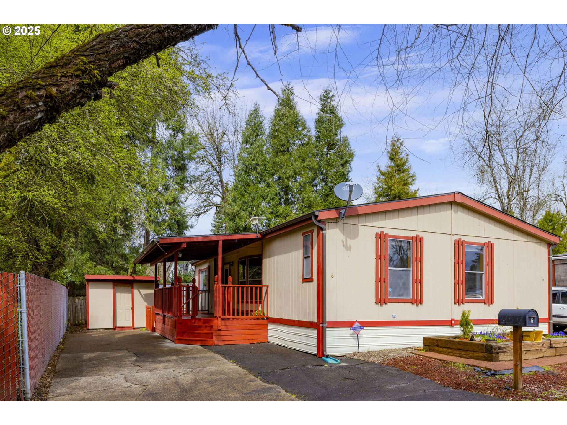 3203 SE VINEYARD RD 6