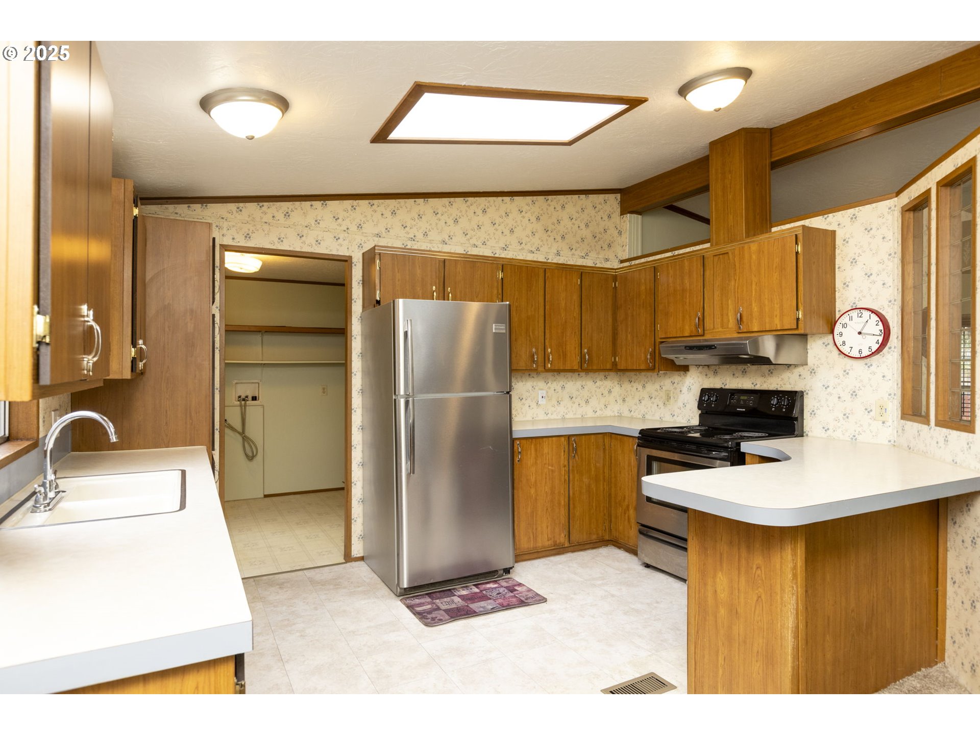 3203 SE VINEYARD RD 6