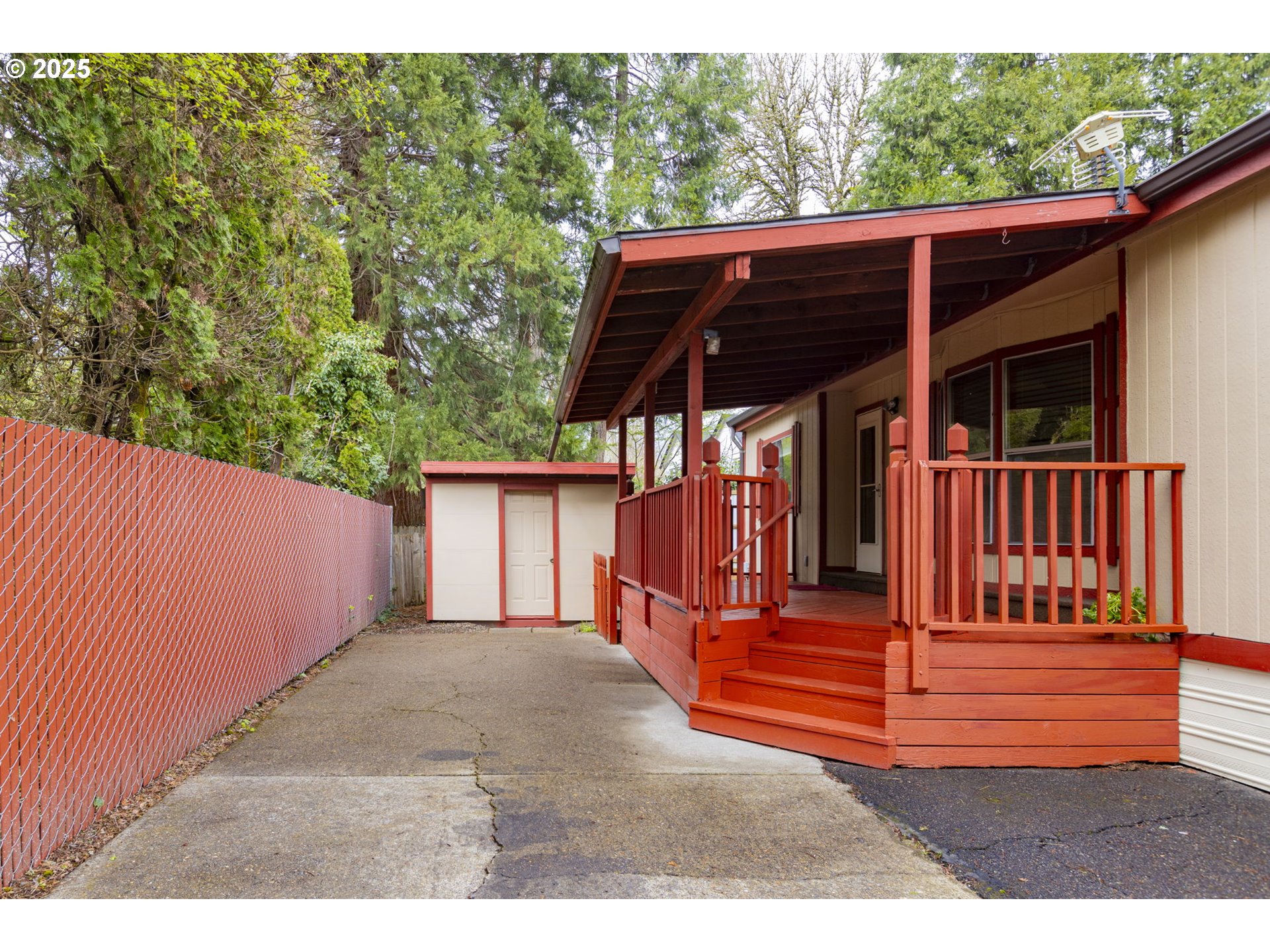 3203 SE VINEYARD RD 6