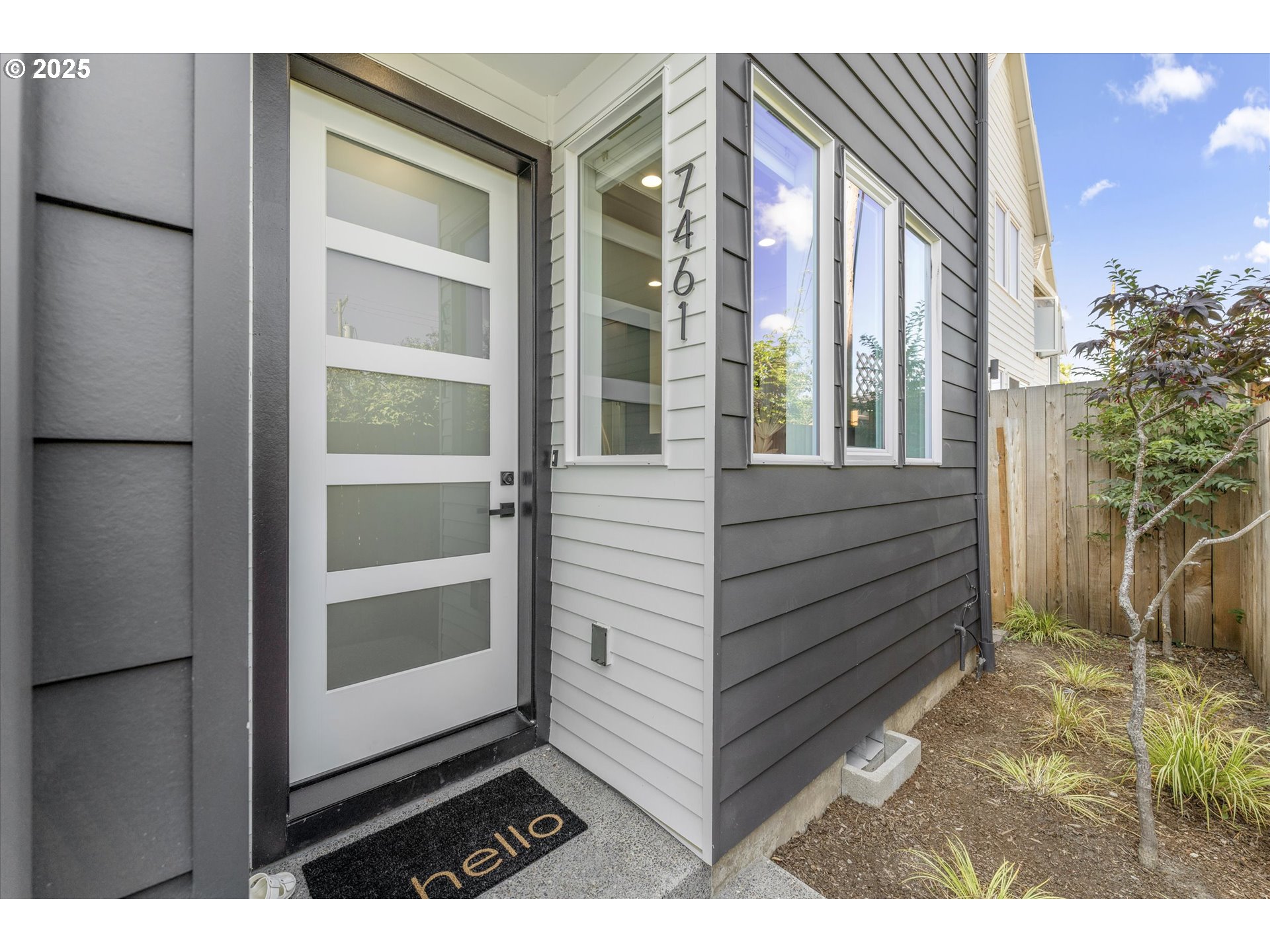 7461 N MOHAWK AVE, Portland