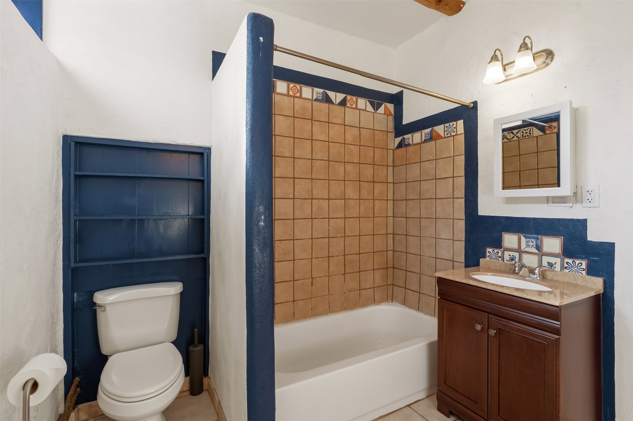 21B Sudeste Place