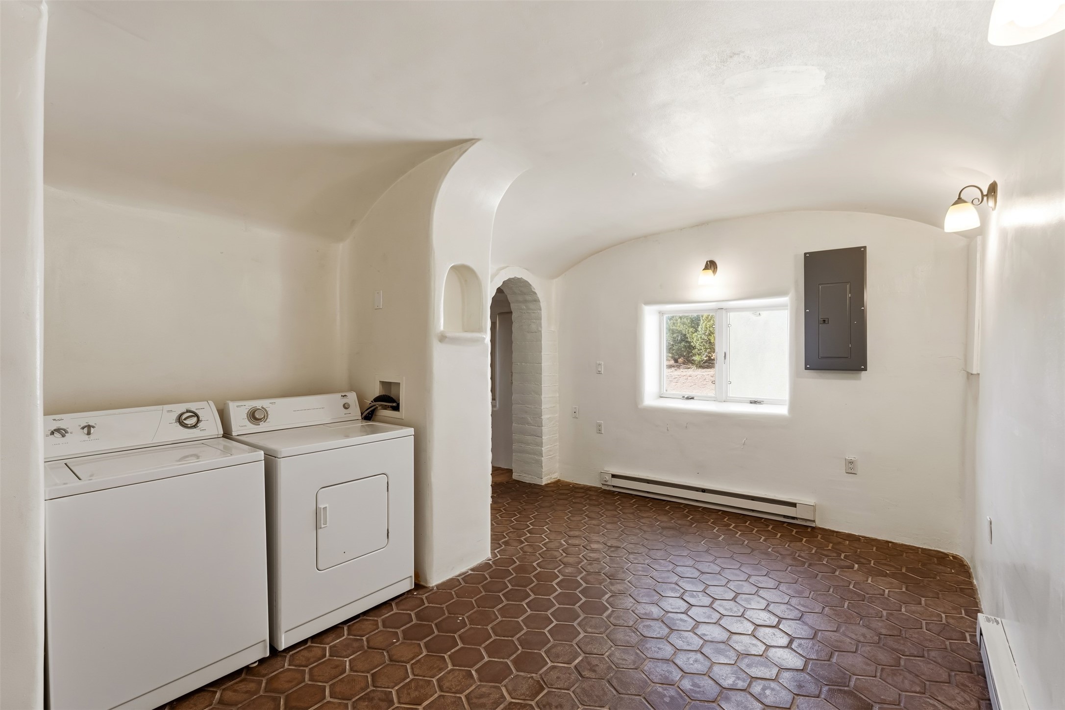 21B Sudeste Place